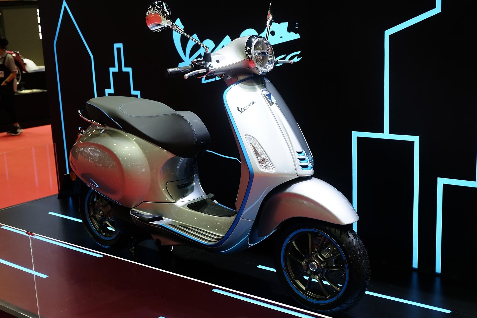 Can canh Vespa Elettrica sap ra mat tai VN, thiet ke cu, gia cao cap hinh anh