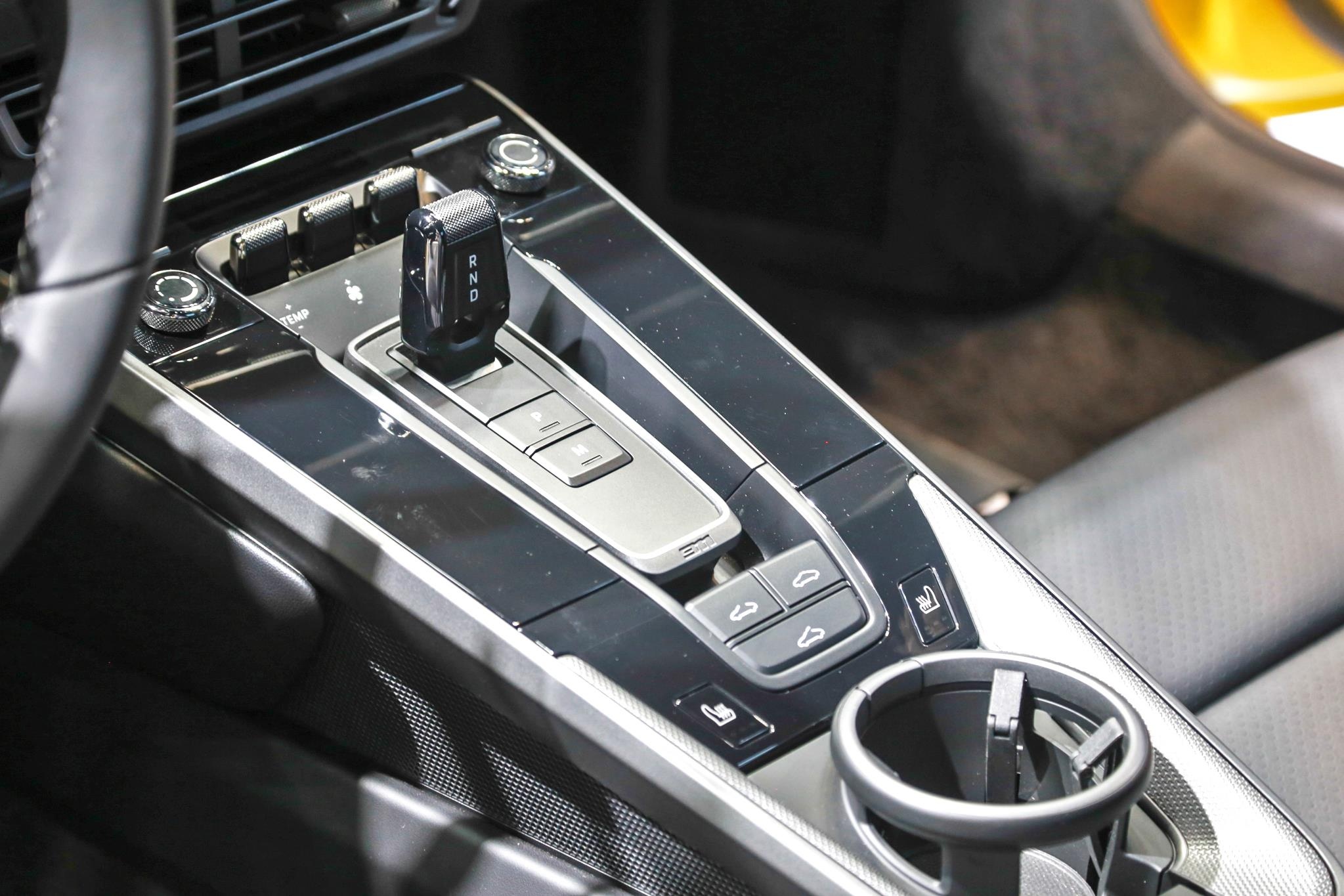 Porsche 911 the he moi ra mat anh 9