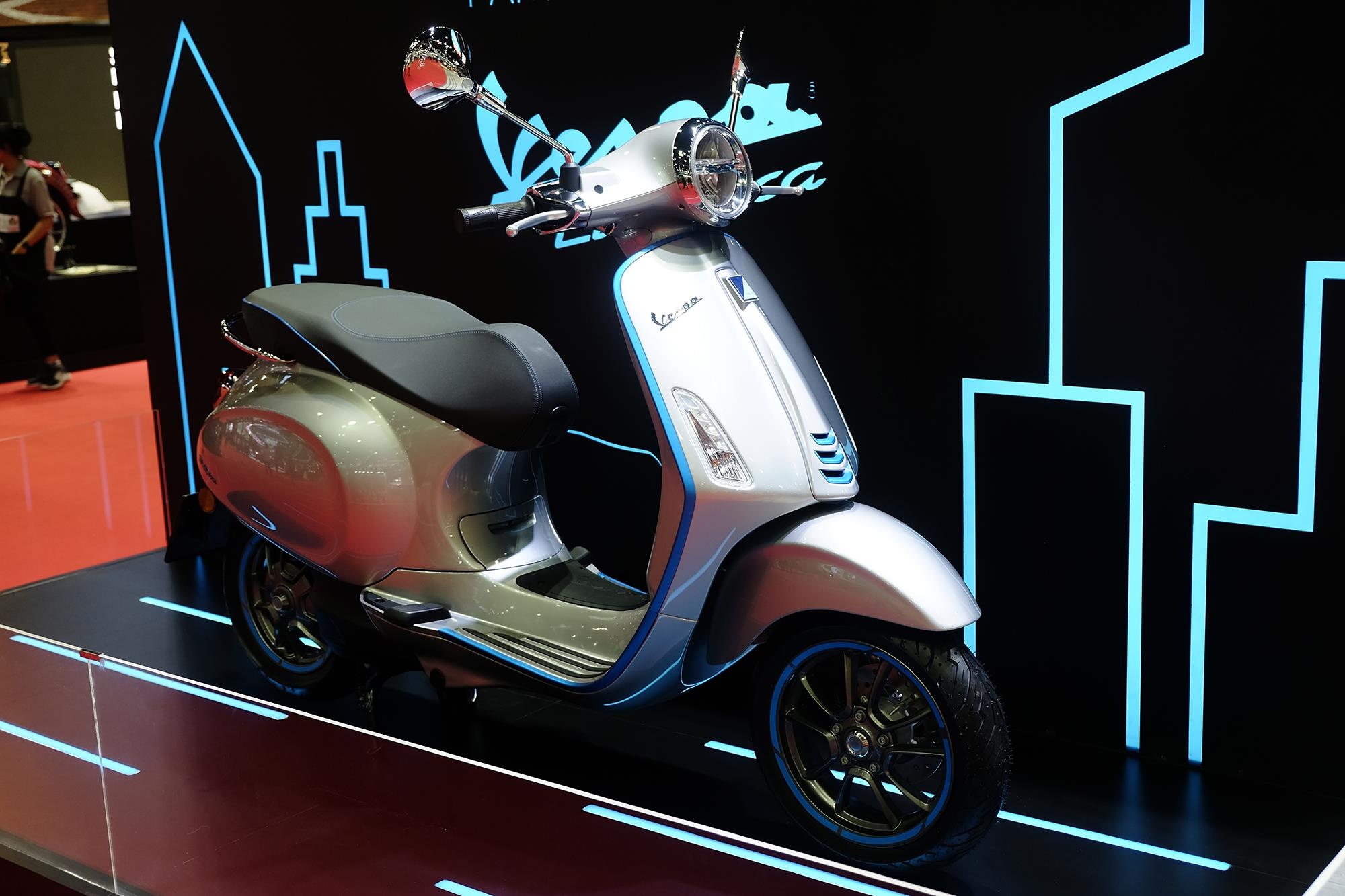 Xe điện Vespa Elettrica ra mắt  ảnh 1 Xe dien Vespa Elettrica ra mat anh 1
