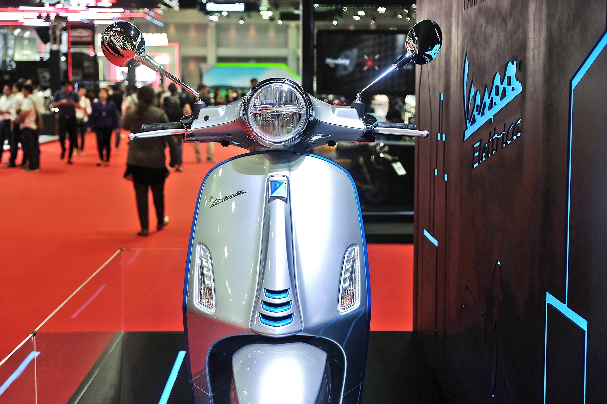 Xe điện Vespa Elettrica ra mắt  ảnh 9 Xe dien Vespa Elettrica ra mat anh 9