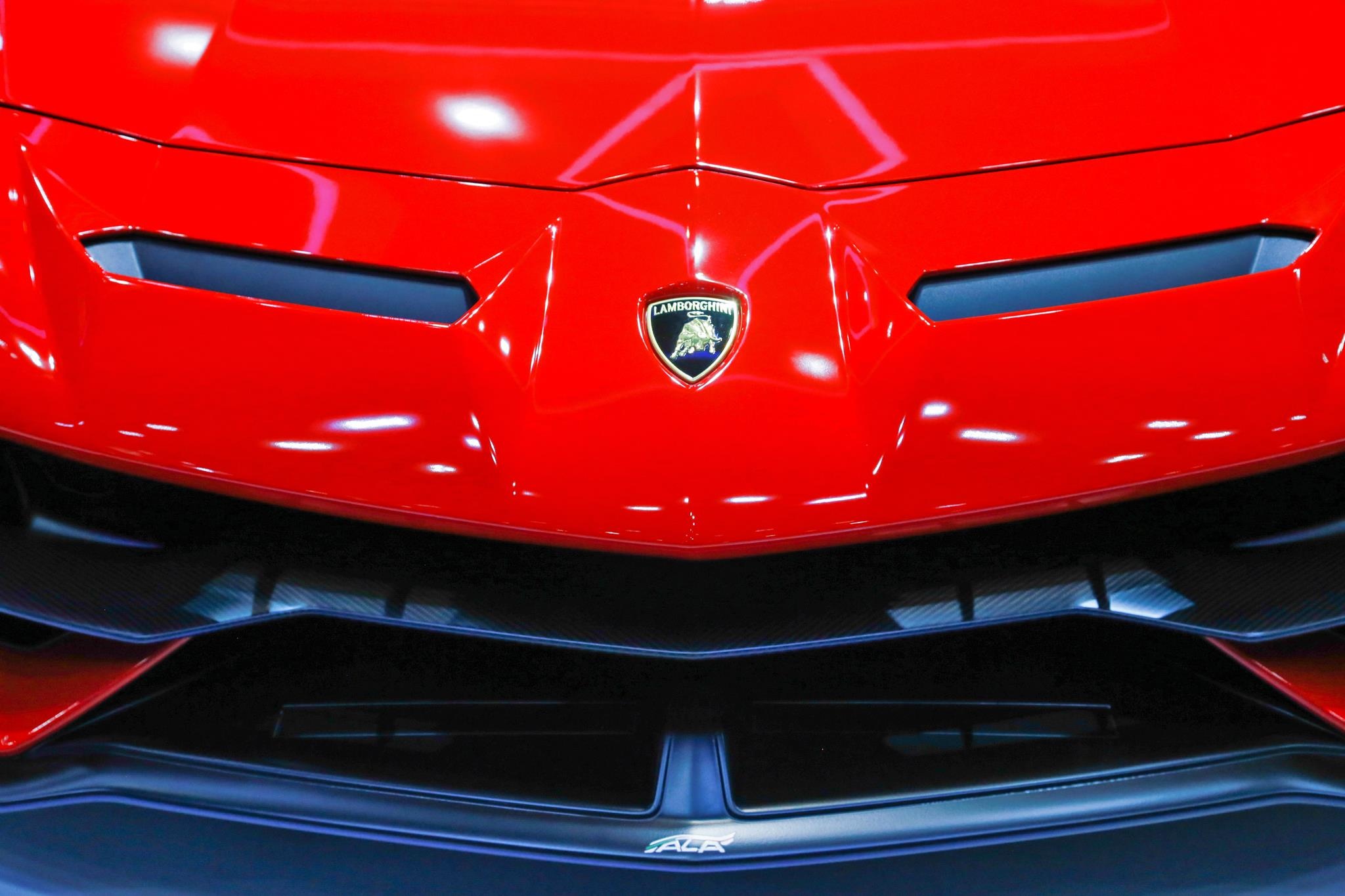 Lamborghini Aventador SVJ ra mat anh 5