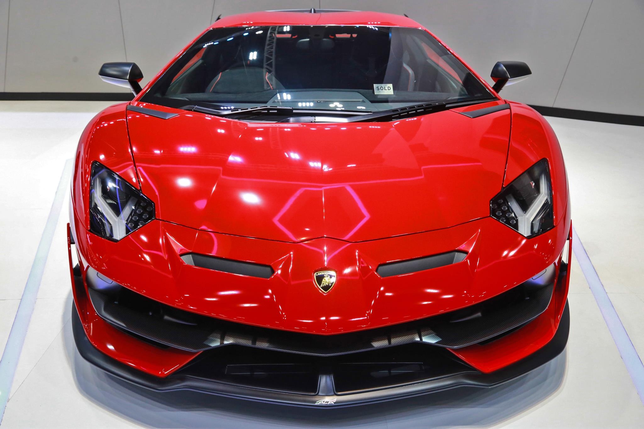 Lamborghini Aventador SVJ ra mat anh 3