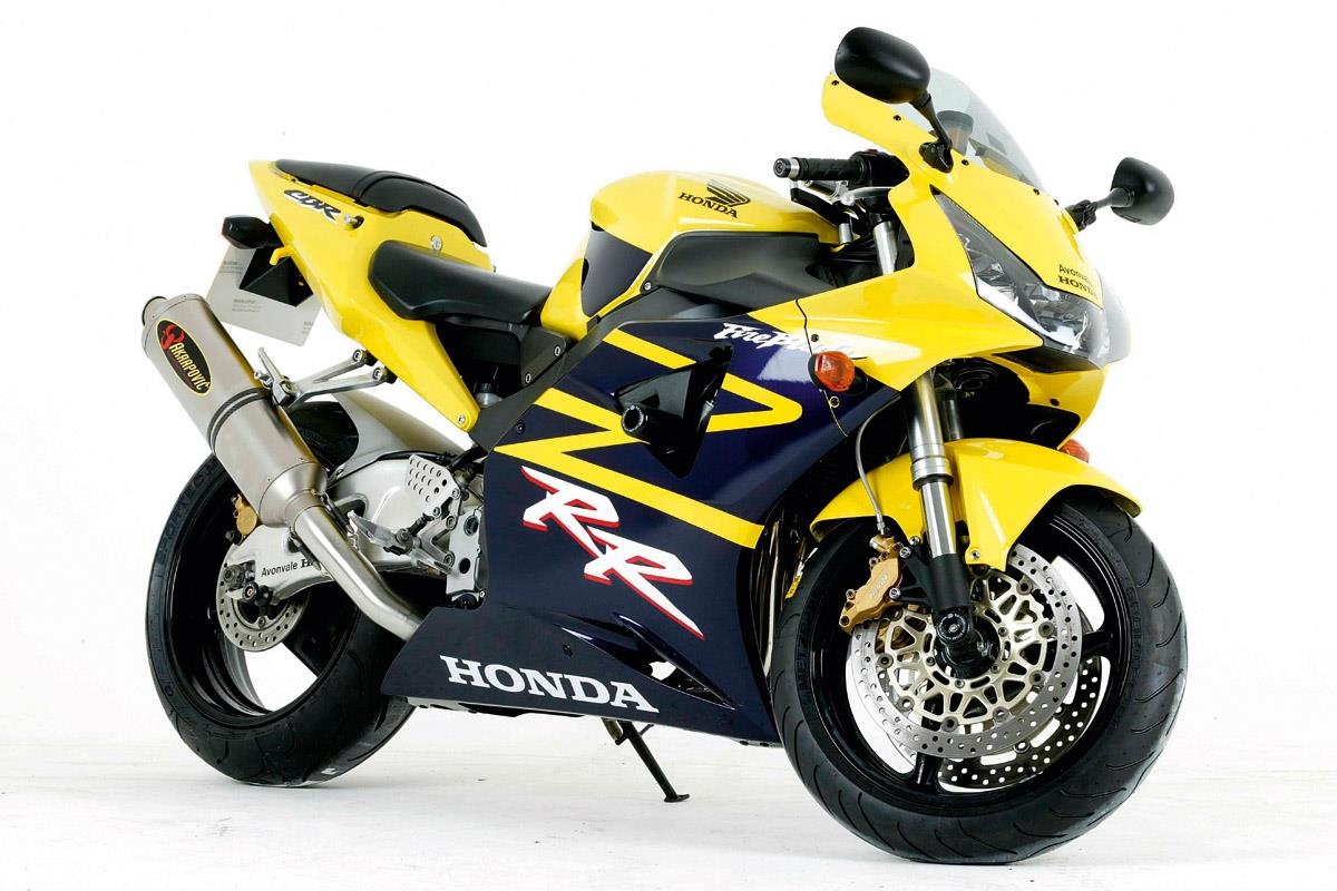 Honda CBR1000RR - 30 nam theo duoi su hoan hao anh 5