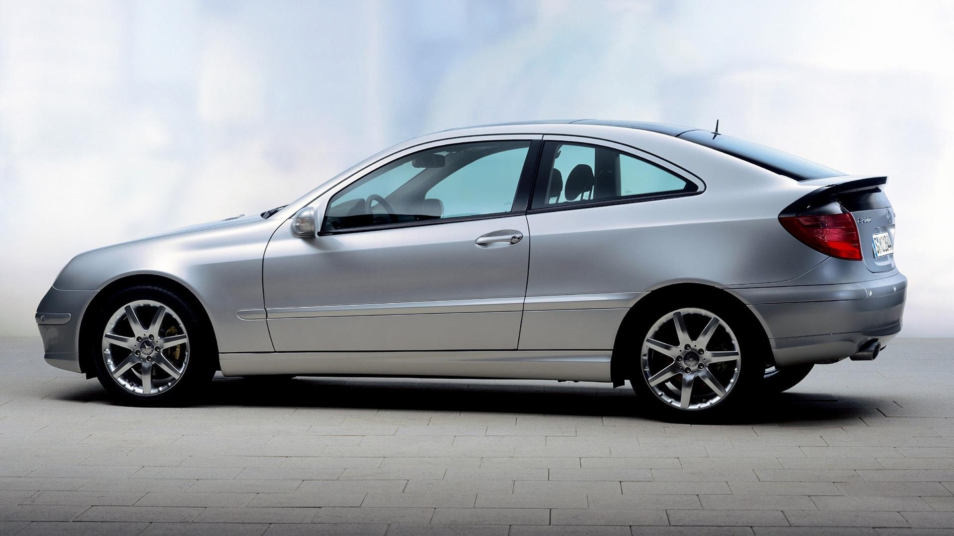 Mercedes-Benz C-Class khai sinh anh 7