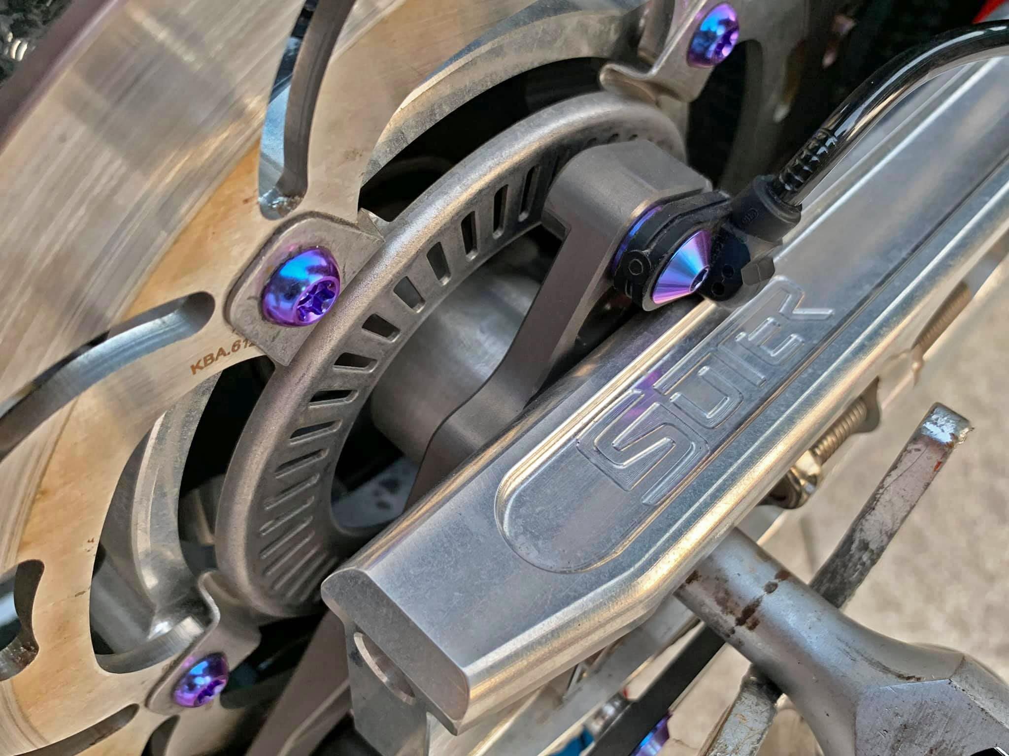 BMW S1000RR do full carbon anh 9