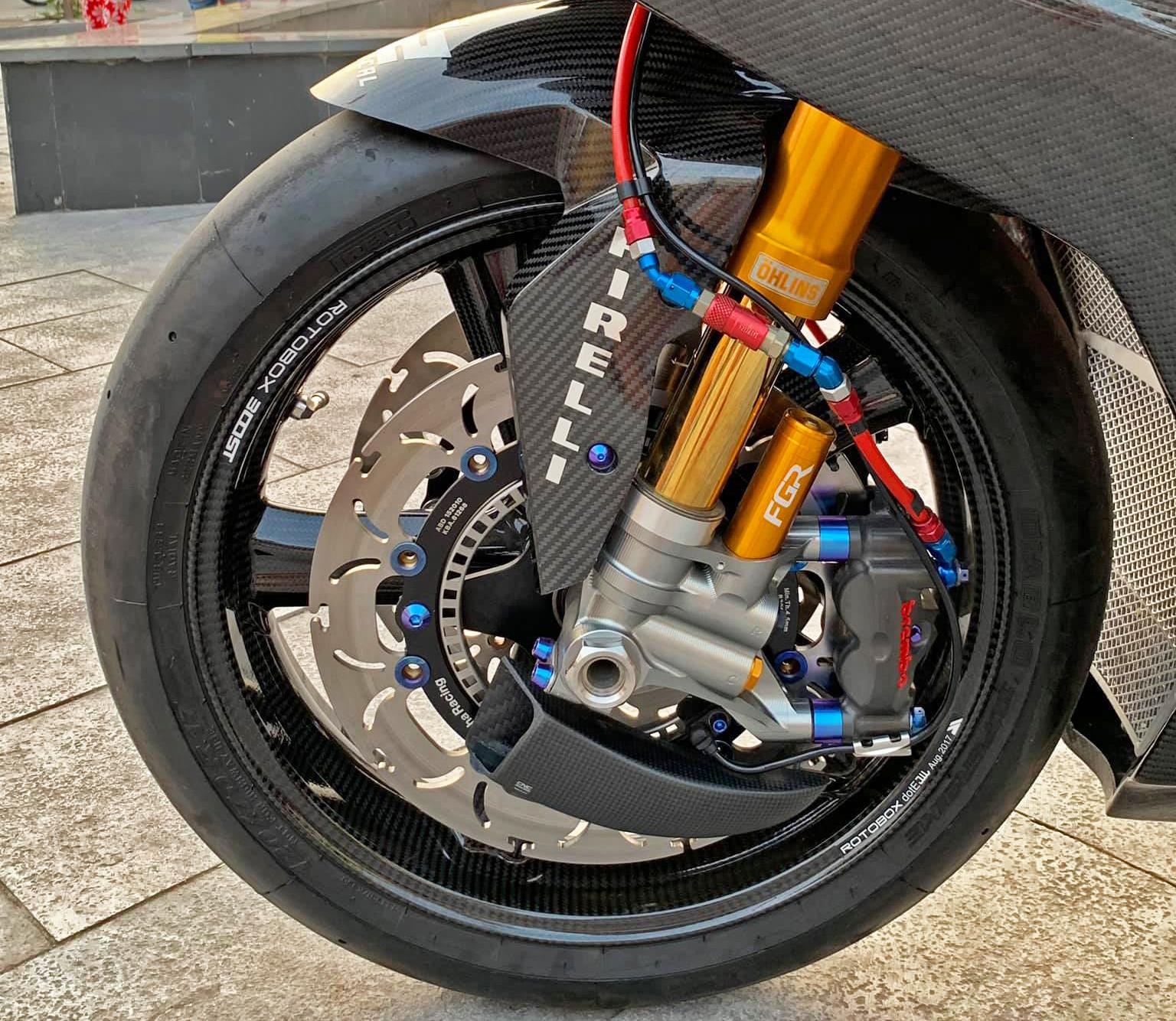 BMW S1000RR do full carbon anh 4