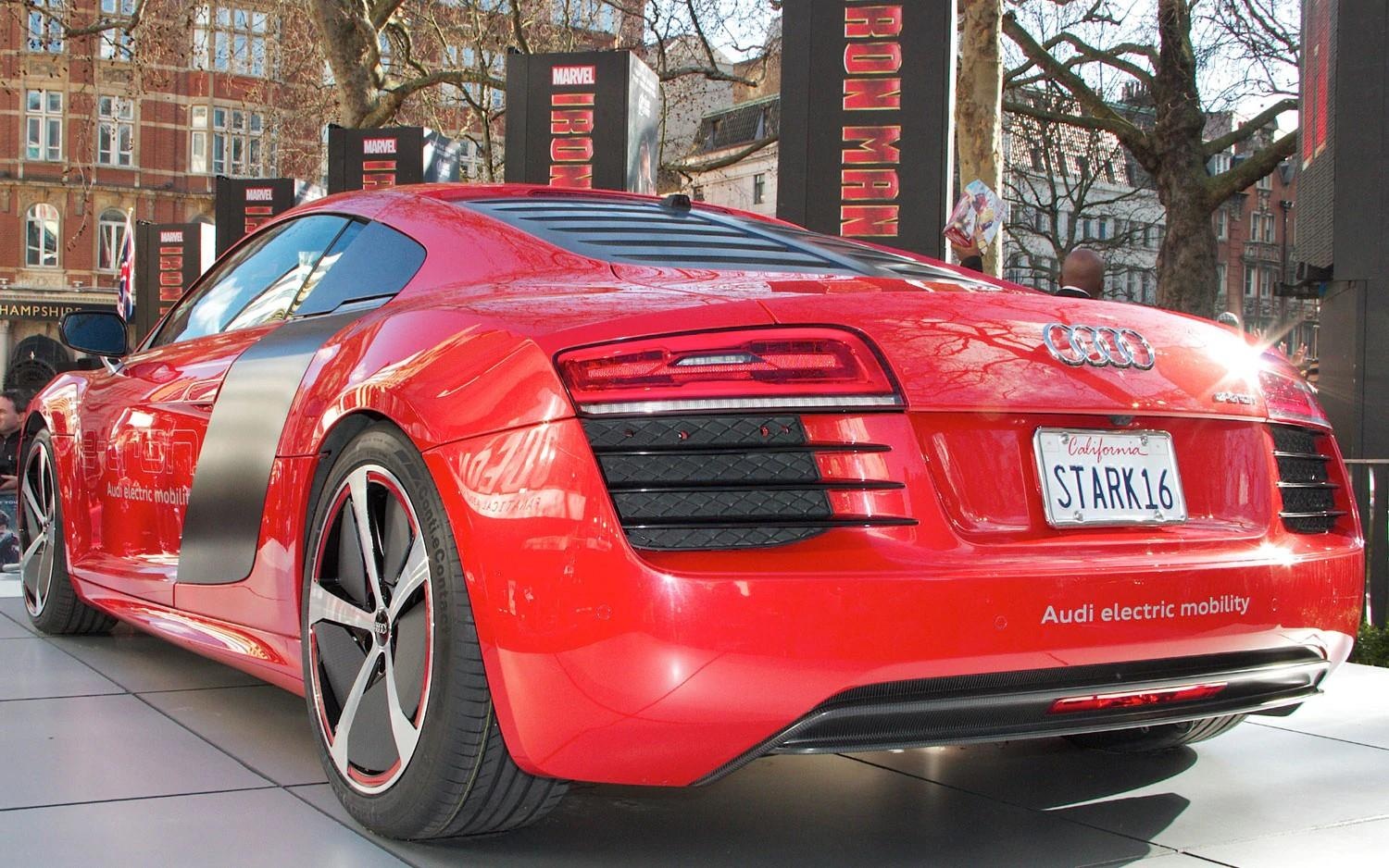 Những siêu xe đã xuất hiện bên cạnh Avengers ảnh 6 Nhung sieu xe da xuat hien ben canh Avengers anh 6