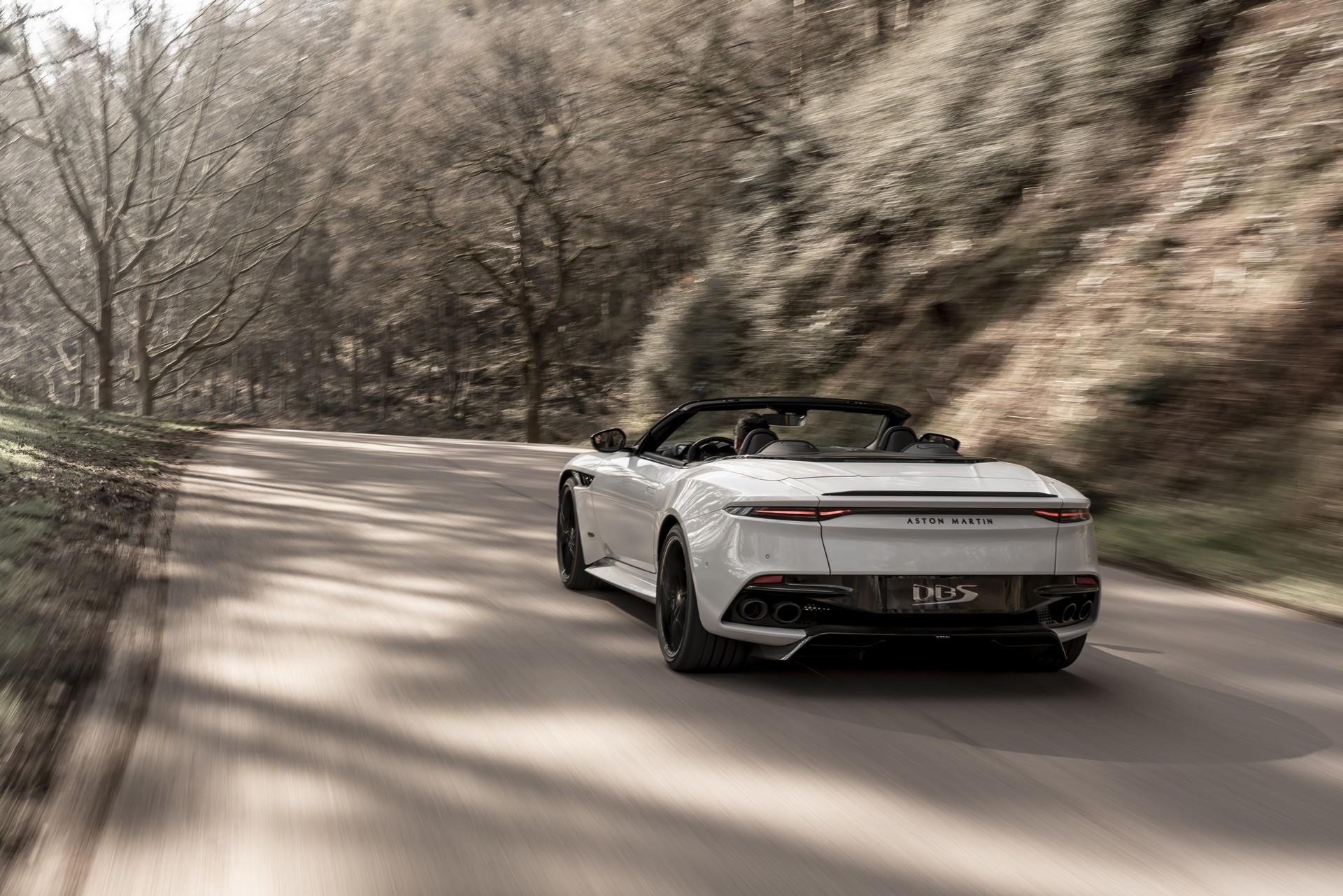 Aston Martin DBS Superleggera Volante ra mat anh 3