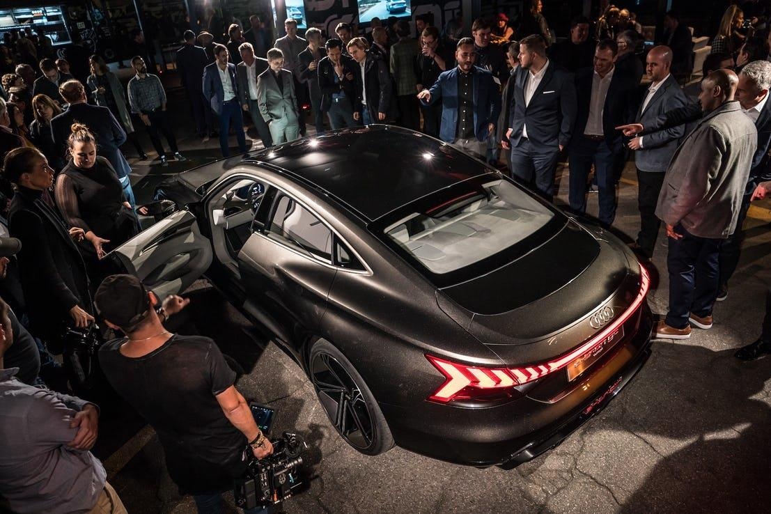 Nhung mau xe gan bo voi Iron Man anh 4