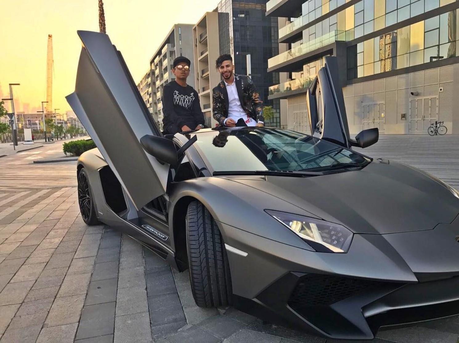 Thieu gia Dubai so huu nhieu sieu xe anh 8