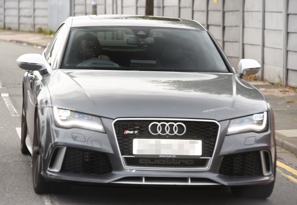 Dan xe ca doi hinh Liverpool anh 9