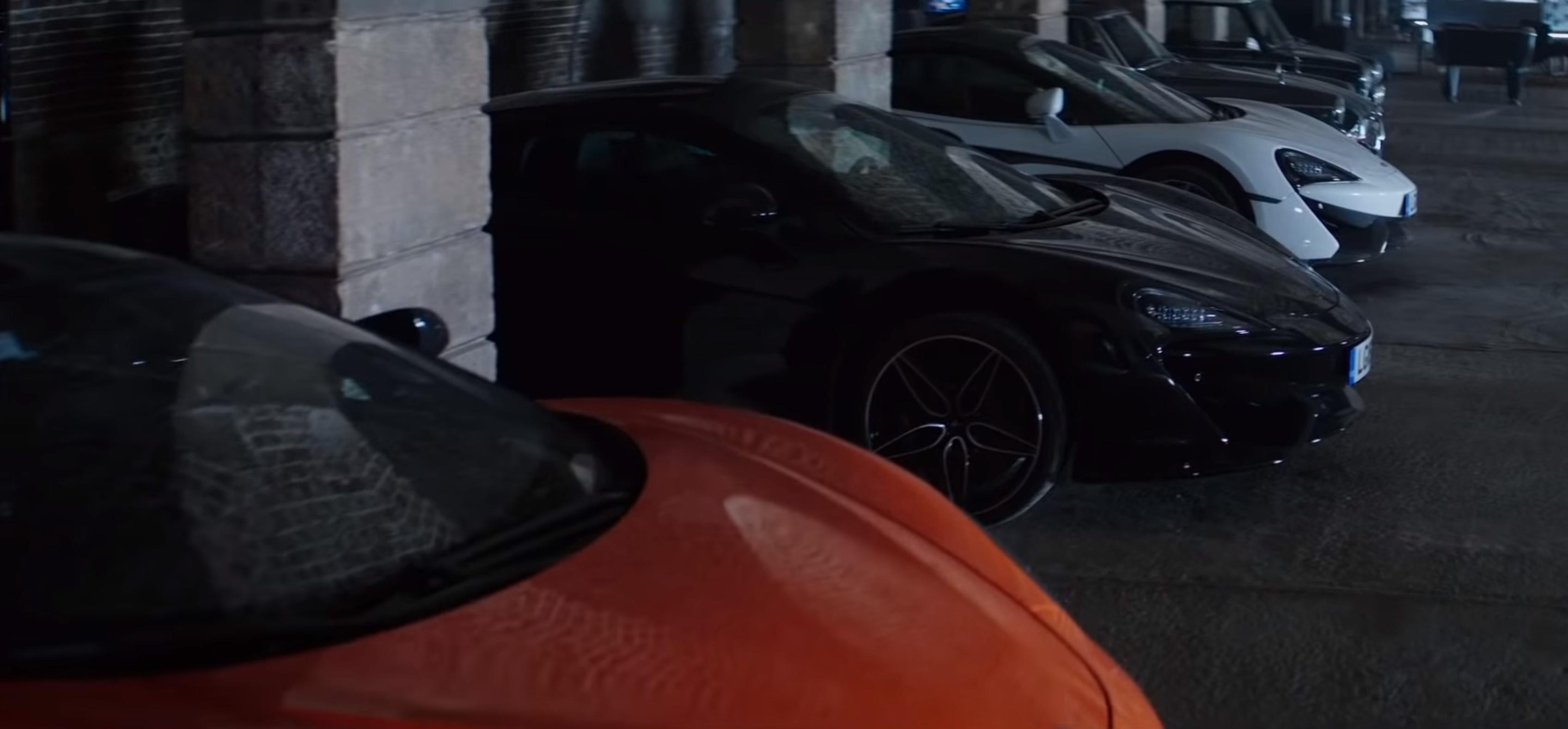 Dan xe xuat hien trong ''Fast & Furious'' anh 3