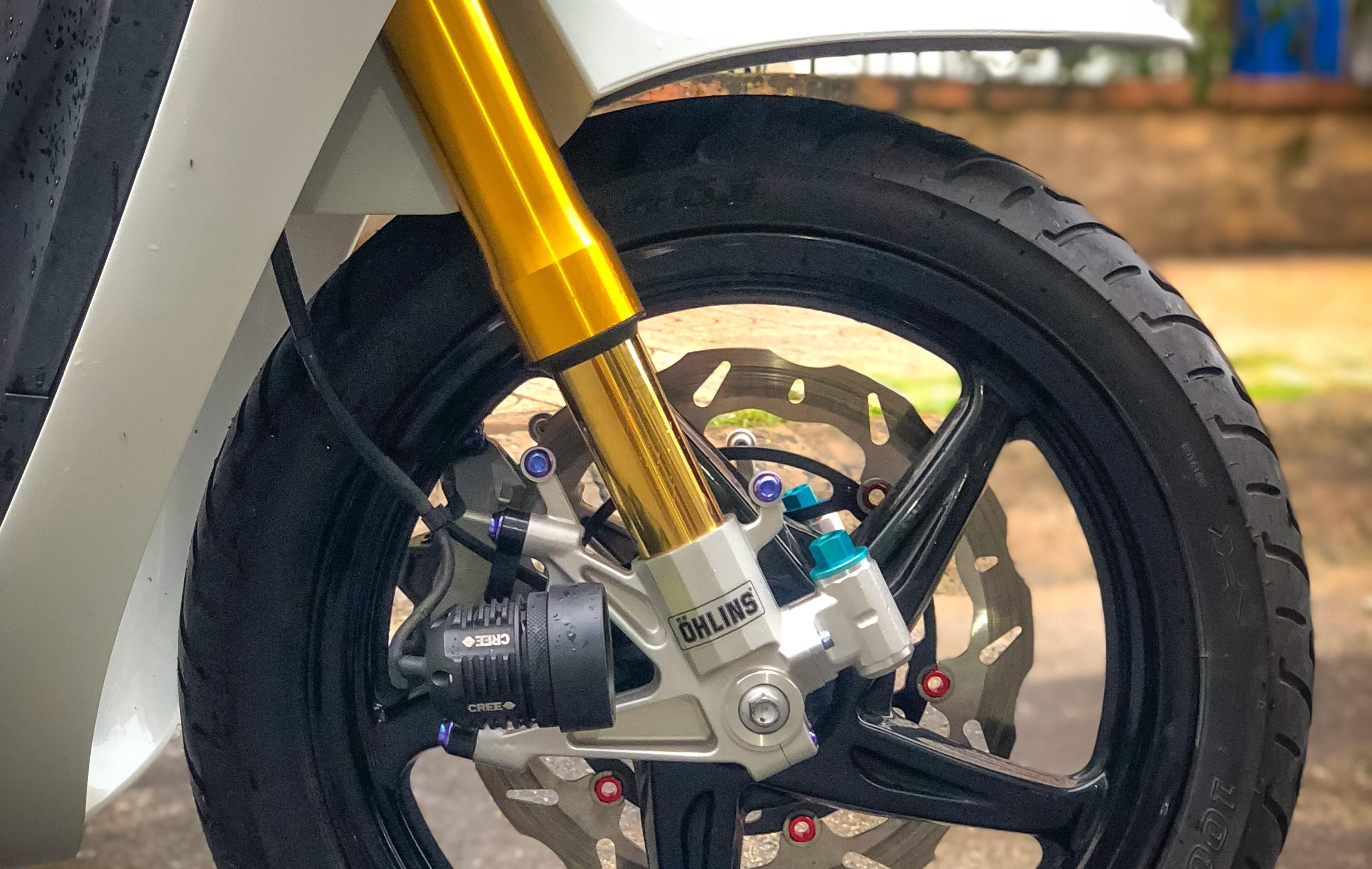 Honda SH 150i do giam xoc cua 'sieu moto' o SG anh 5