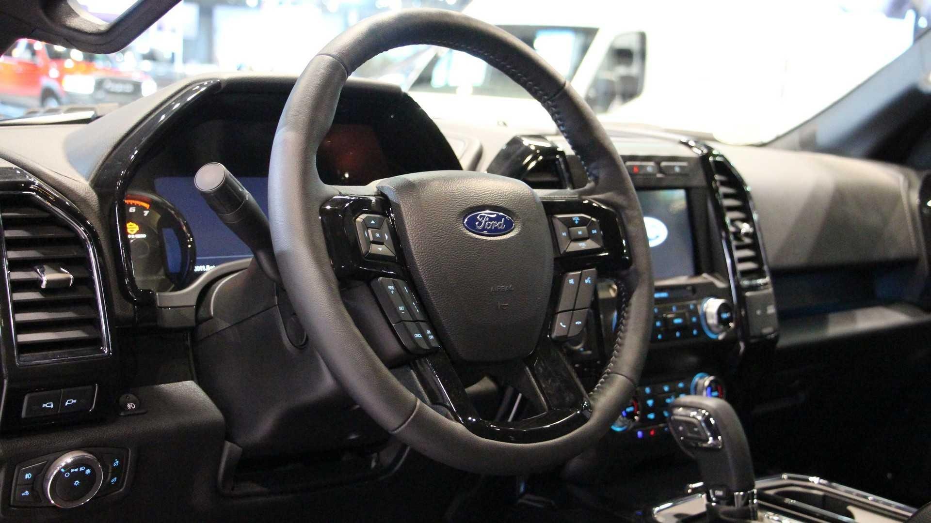 Bán tải hạng nặng Ford F-150 Harley-Davidson 2019 ảnh 6 Ban tai hang nang Ford F-150 Harley-Davidson 2019 anh 6