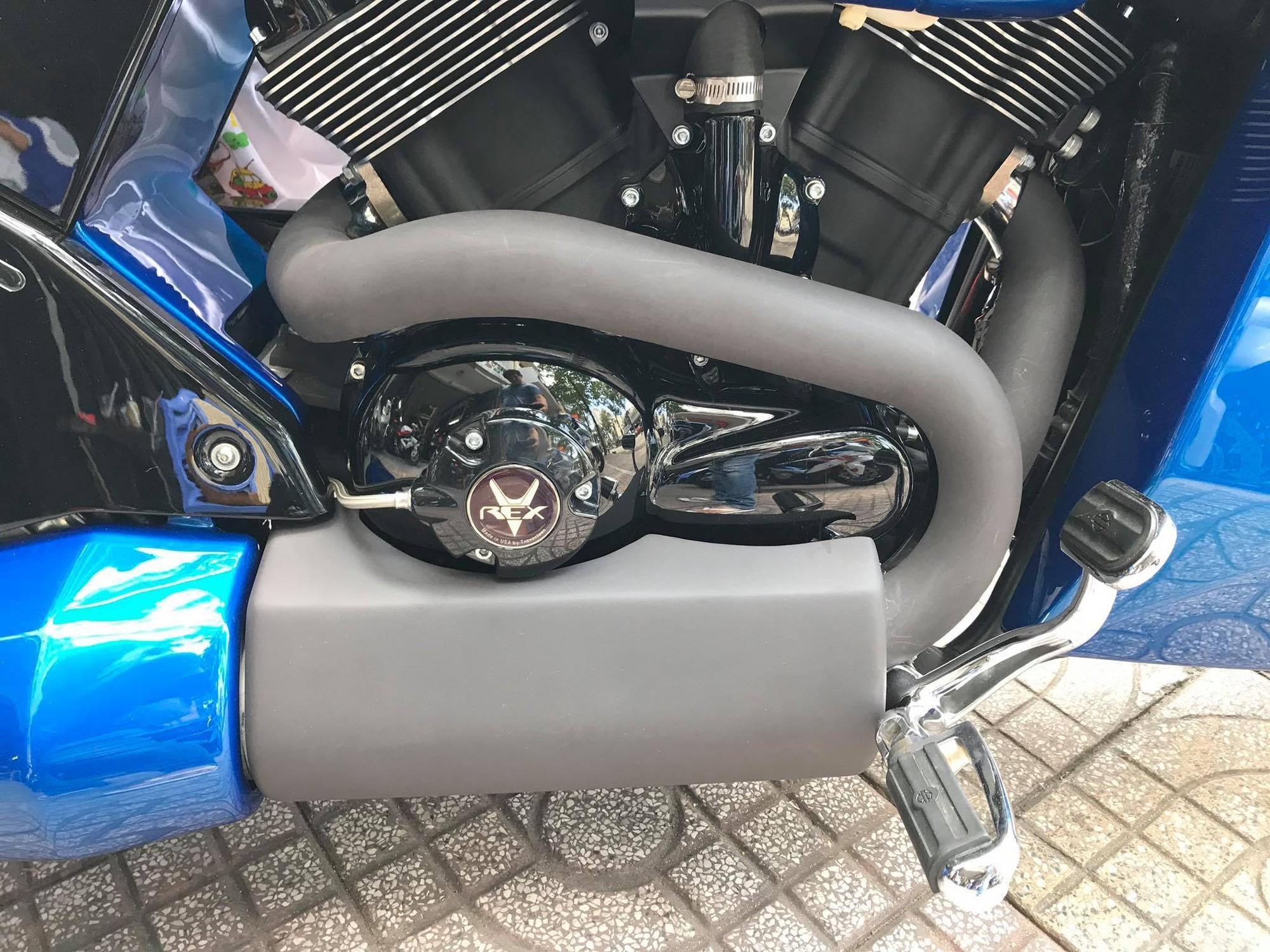 Khung long V-Rex Travertson ve Viet Nam anh 2