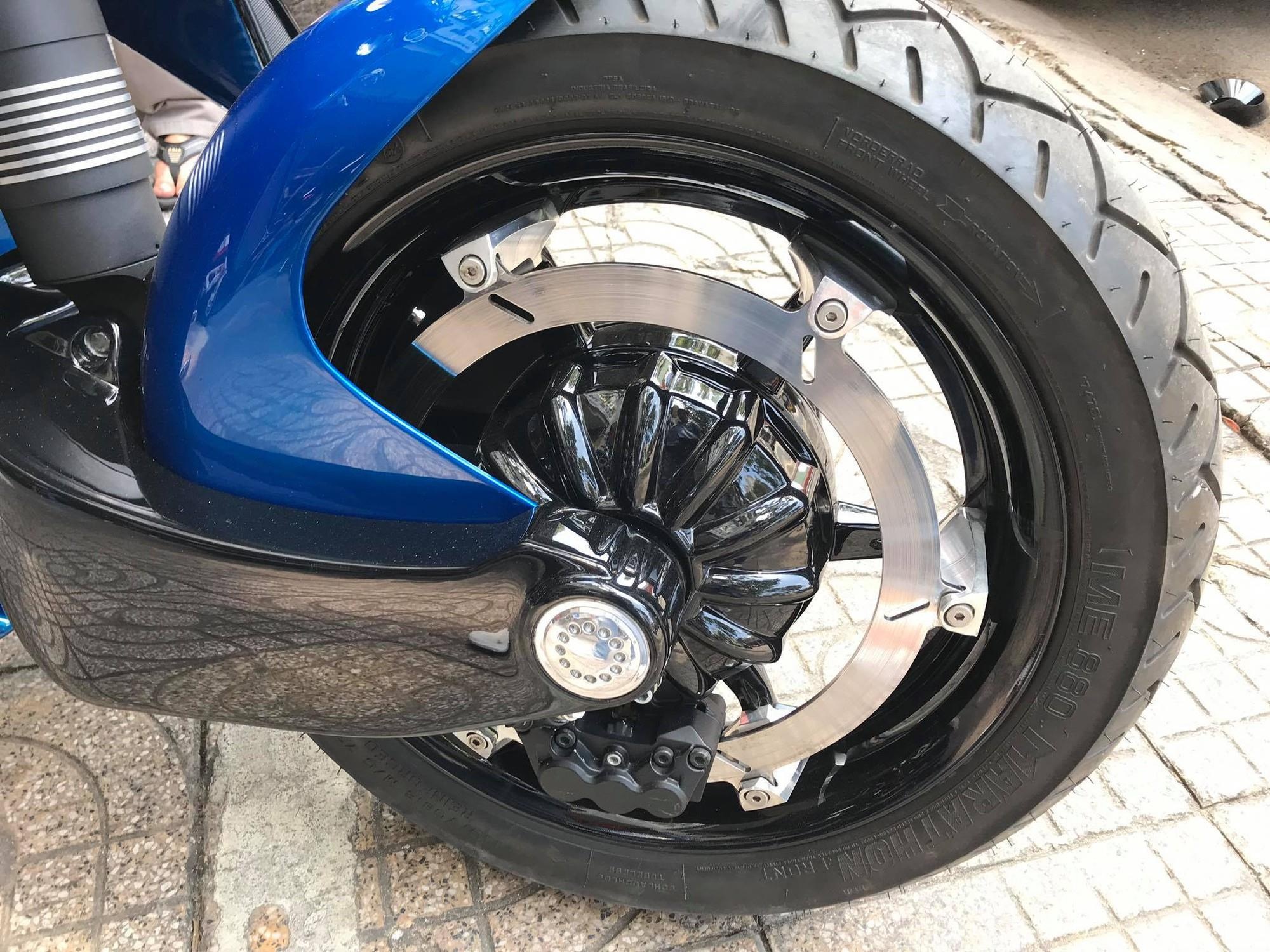 Khung long V-Rex Travertson ve Viet Nam anh 3