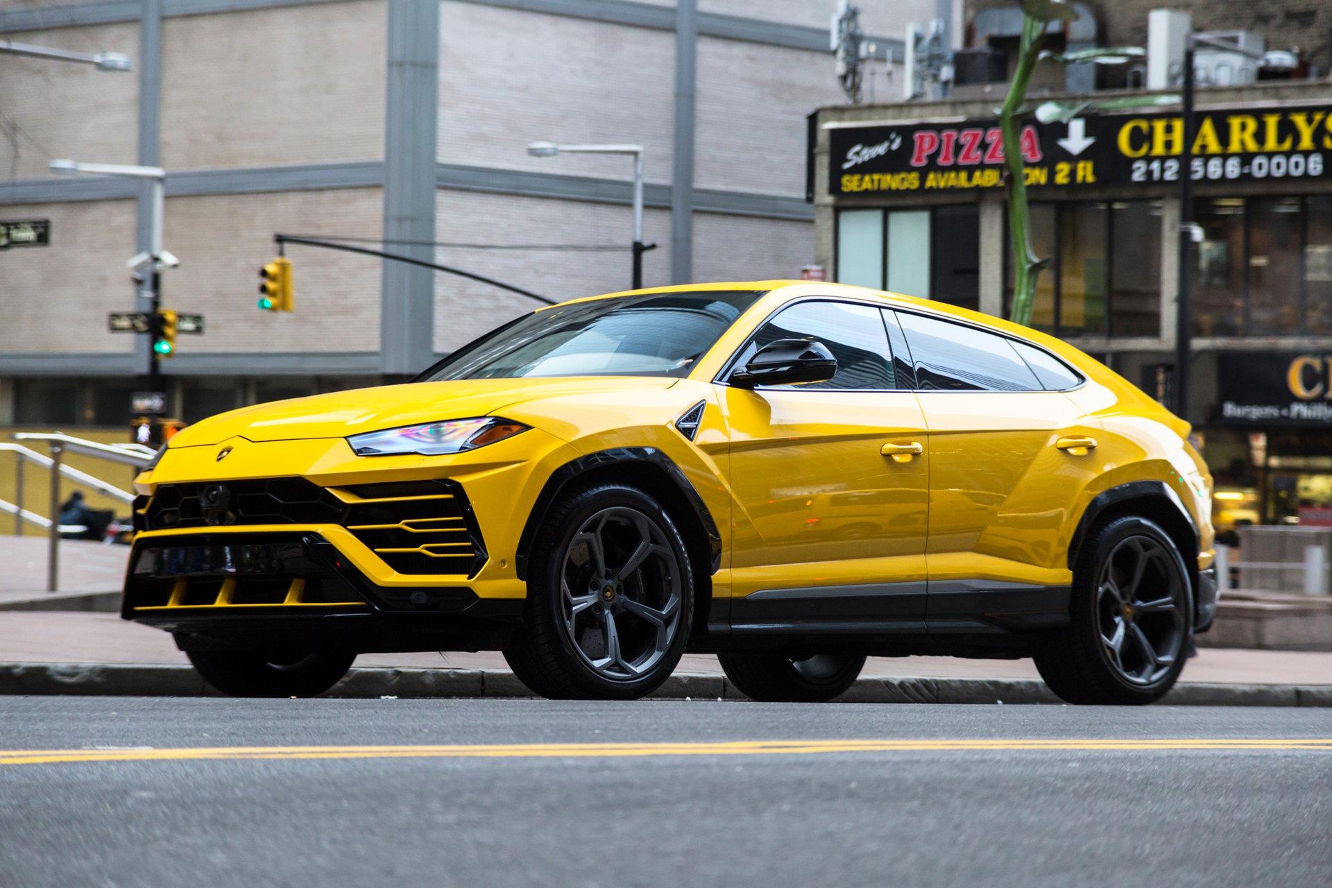 Nhung gi da lam nen gia tri Lamborghini Urus anh 1