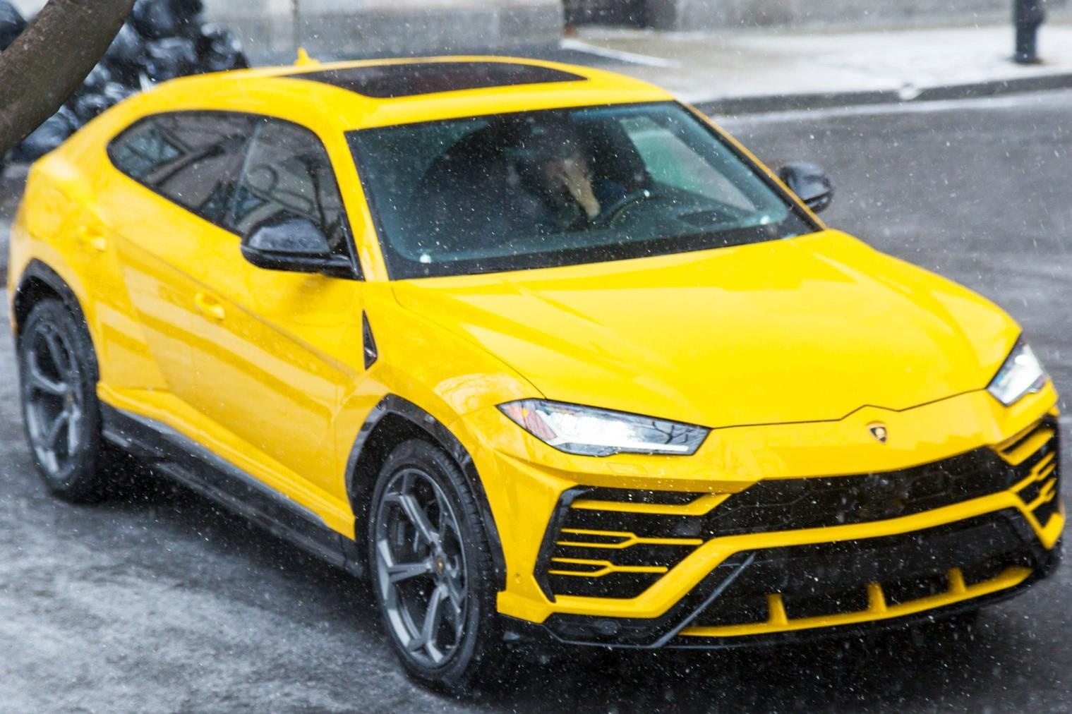 Urus - sieu SUV se giup Lamborghini vuot qua Ferrari? hinh anh