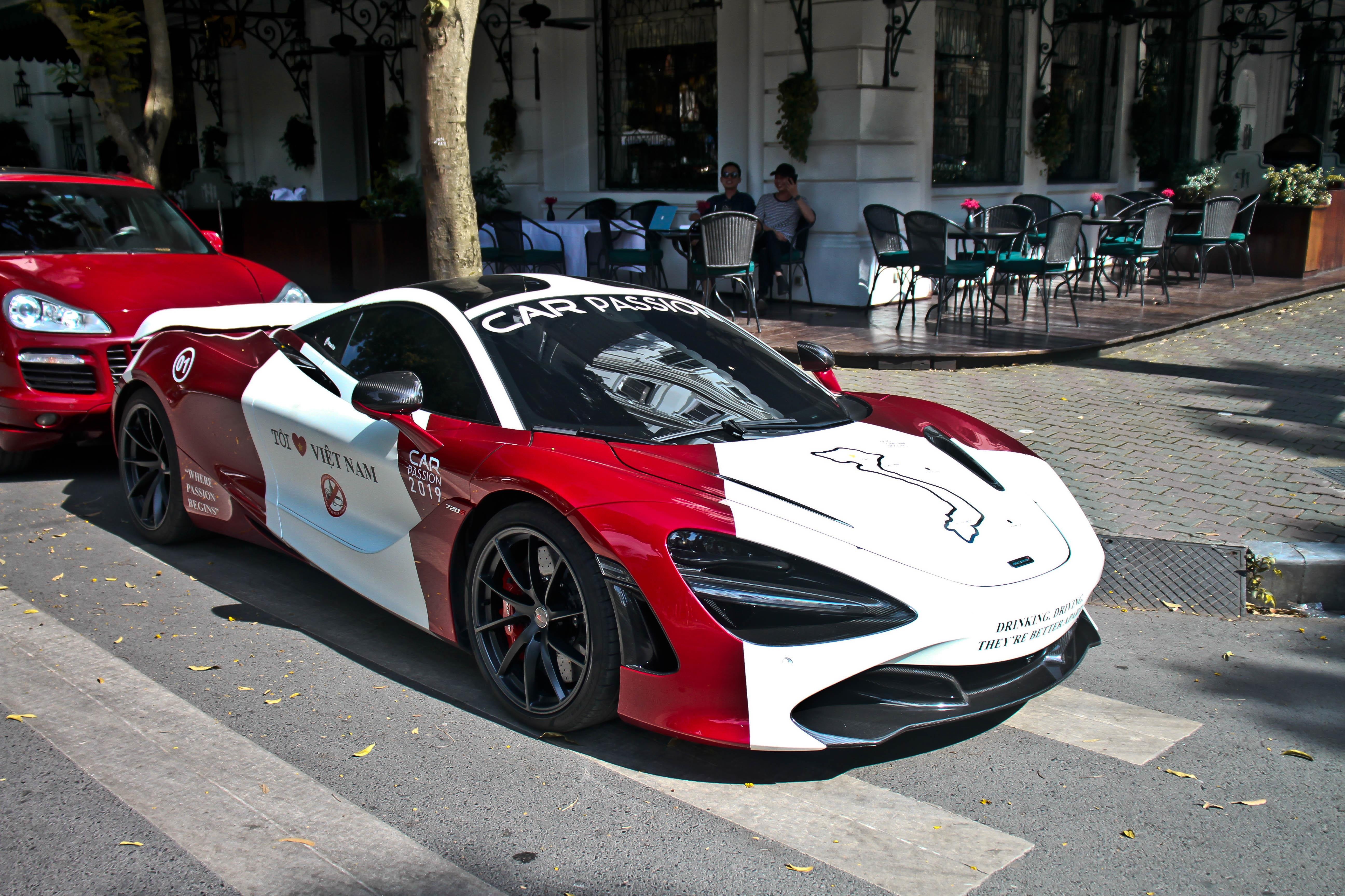 Hành trình gian nan của McLaren 720S ảnh 1 Hanh trinh gian nan cua McLaren 720S anh 1