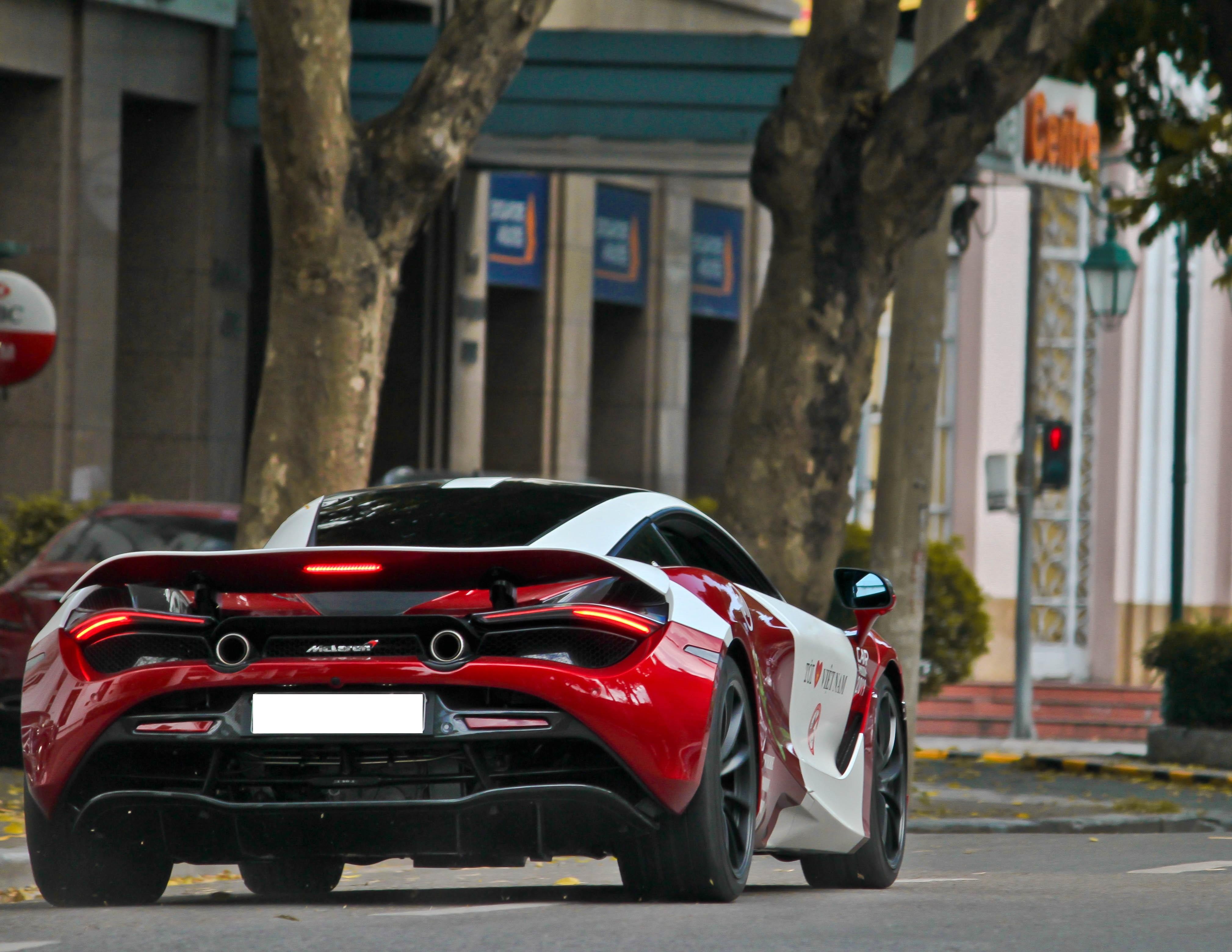 Hành trình gian nan của McLaren 720S ảnh 6 Hanh trinh gian nan cua McLaren 720S anh 6