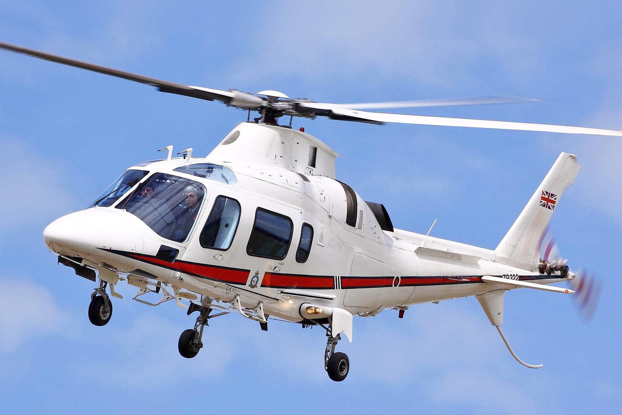 Truc thang bi tai nan tai New York gia 7 trieu USD hinh anh