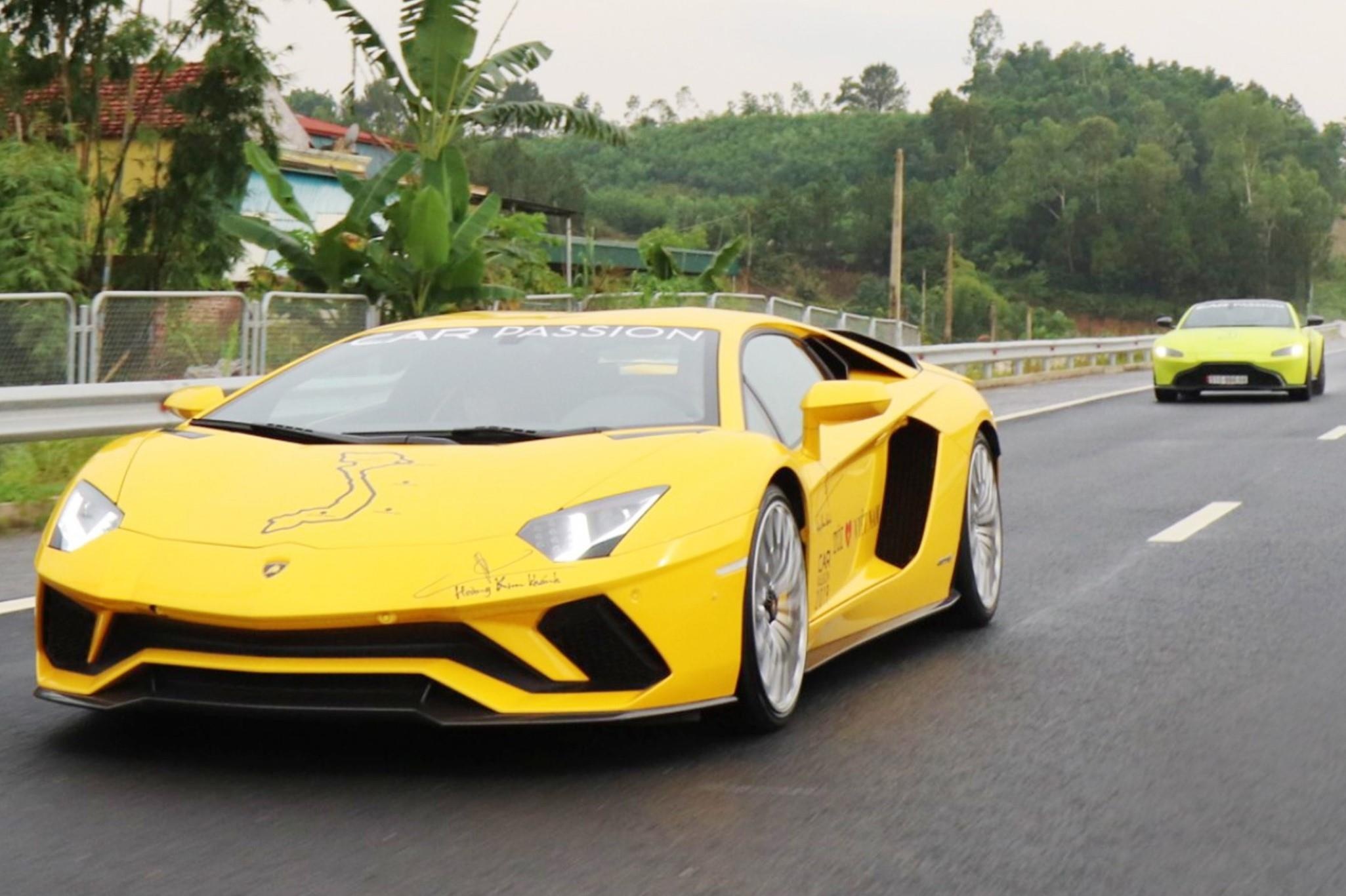 Chang 2 Car Passion 2019 - Lamborghini Aventador S tai xuat hinh anh