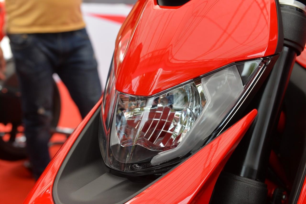 Chi tiet Ducati Hypermotard 950 moi ra mat anh 7