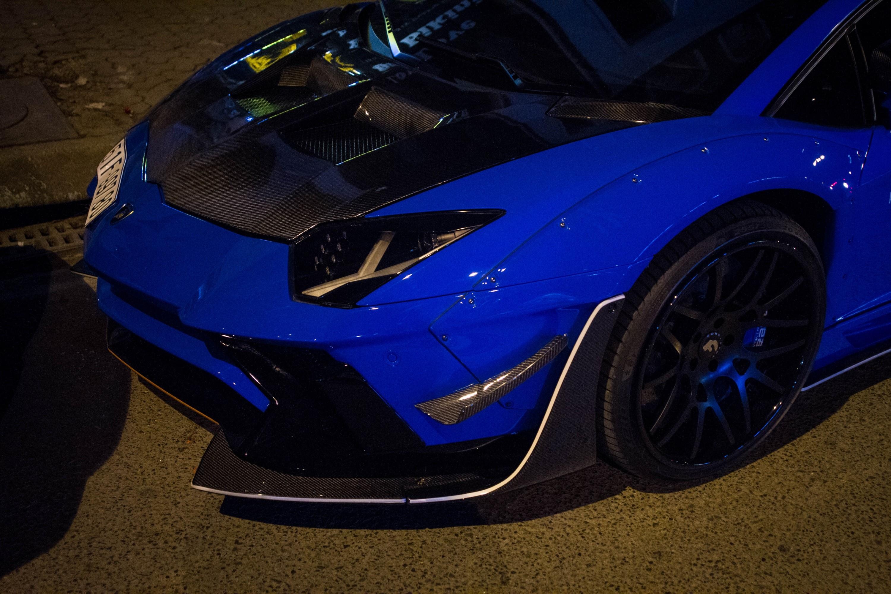 Can canh Lamborghini Aventador do widebody anh 6
