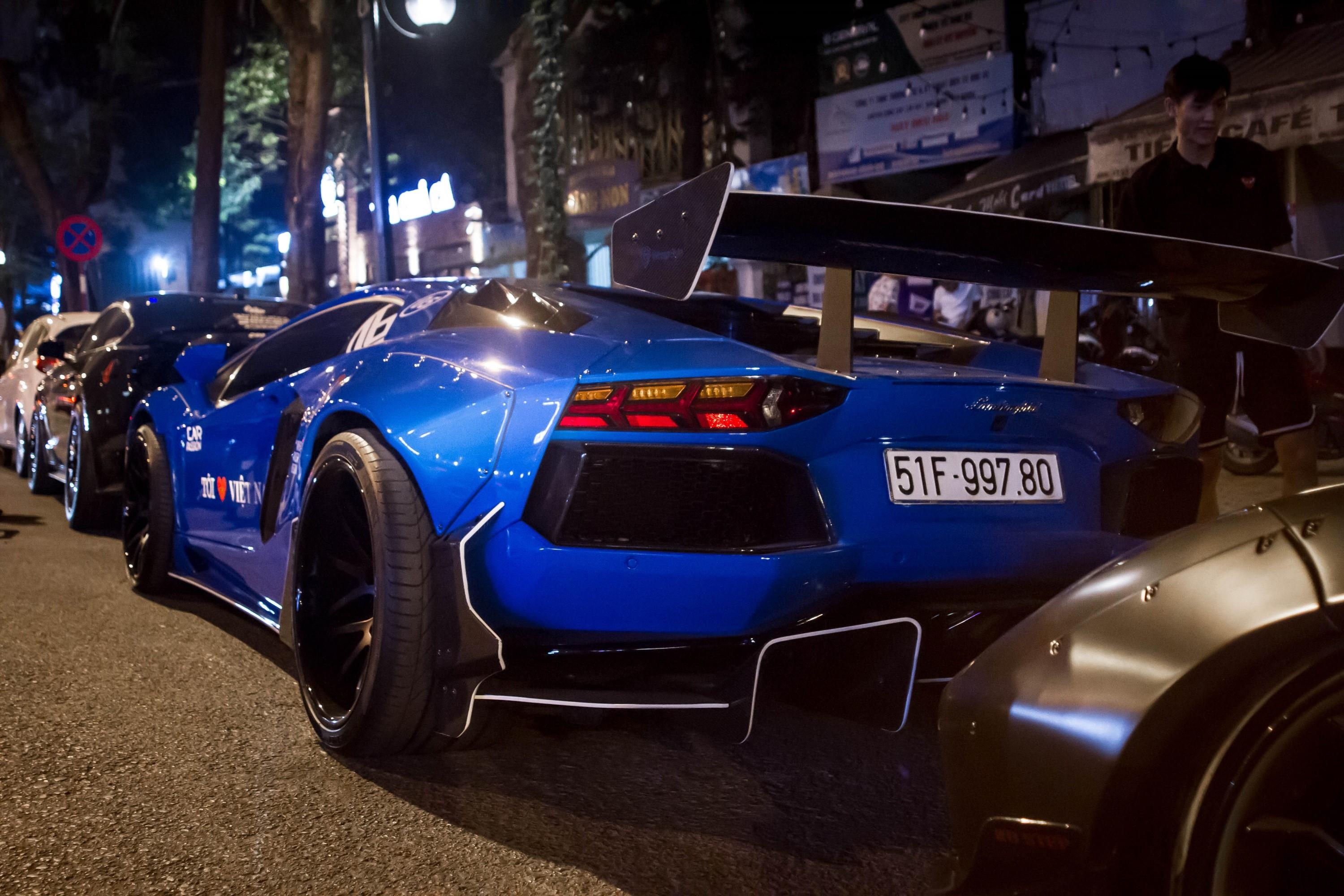 Can canh Lamborghini Aventador do widebody anh 4