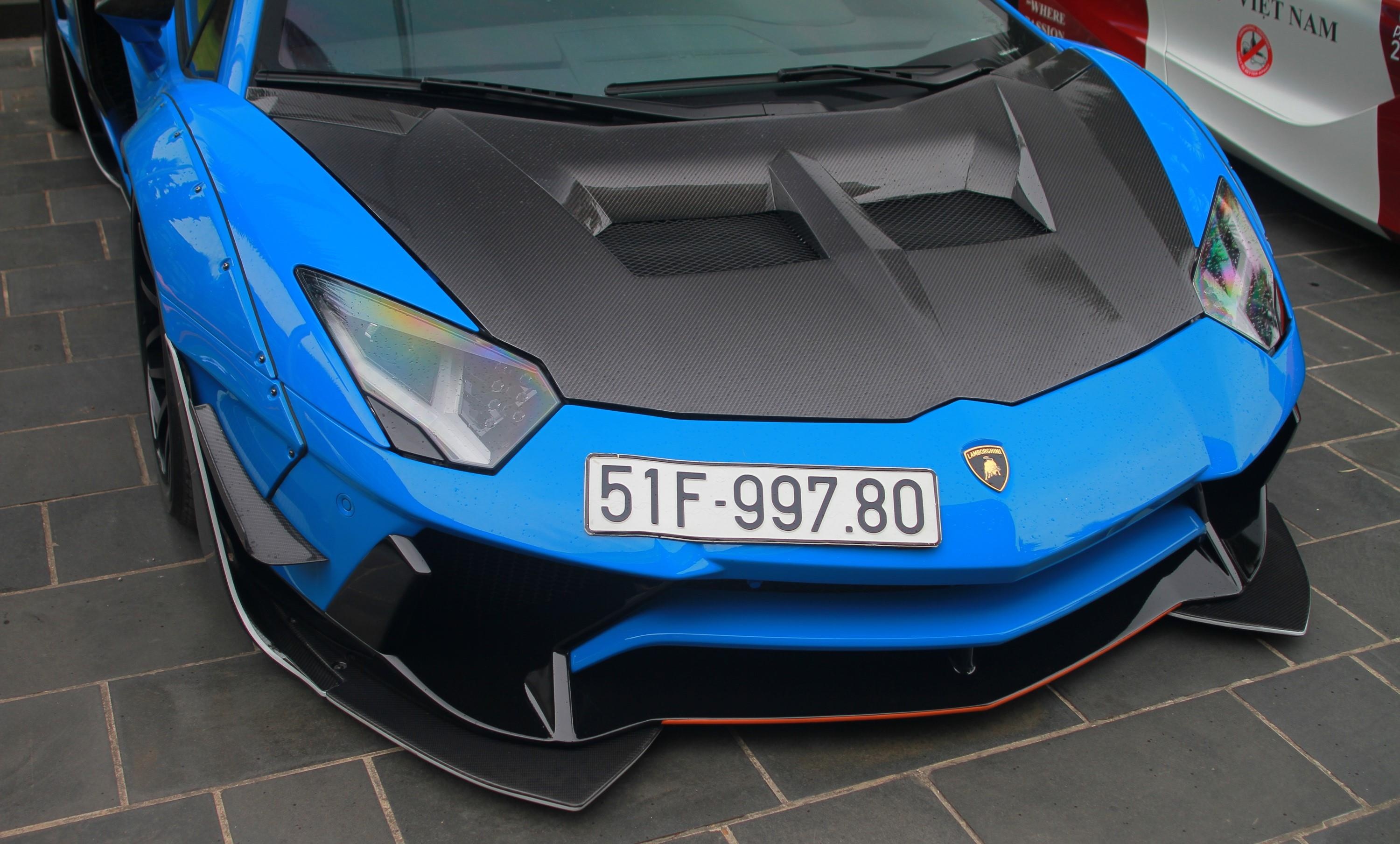 Can canh Lamborghini Aventador do widebody anh 5