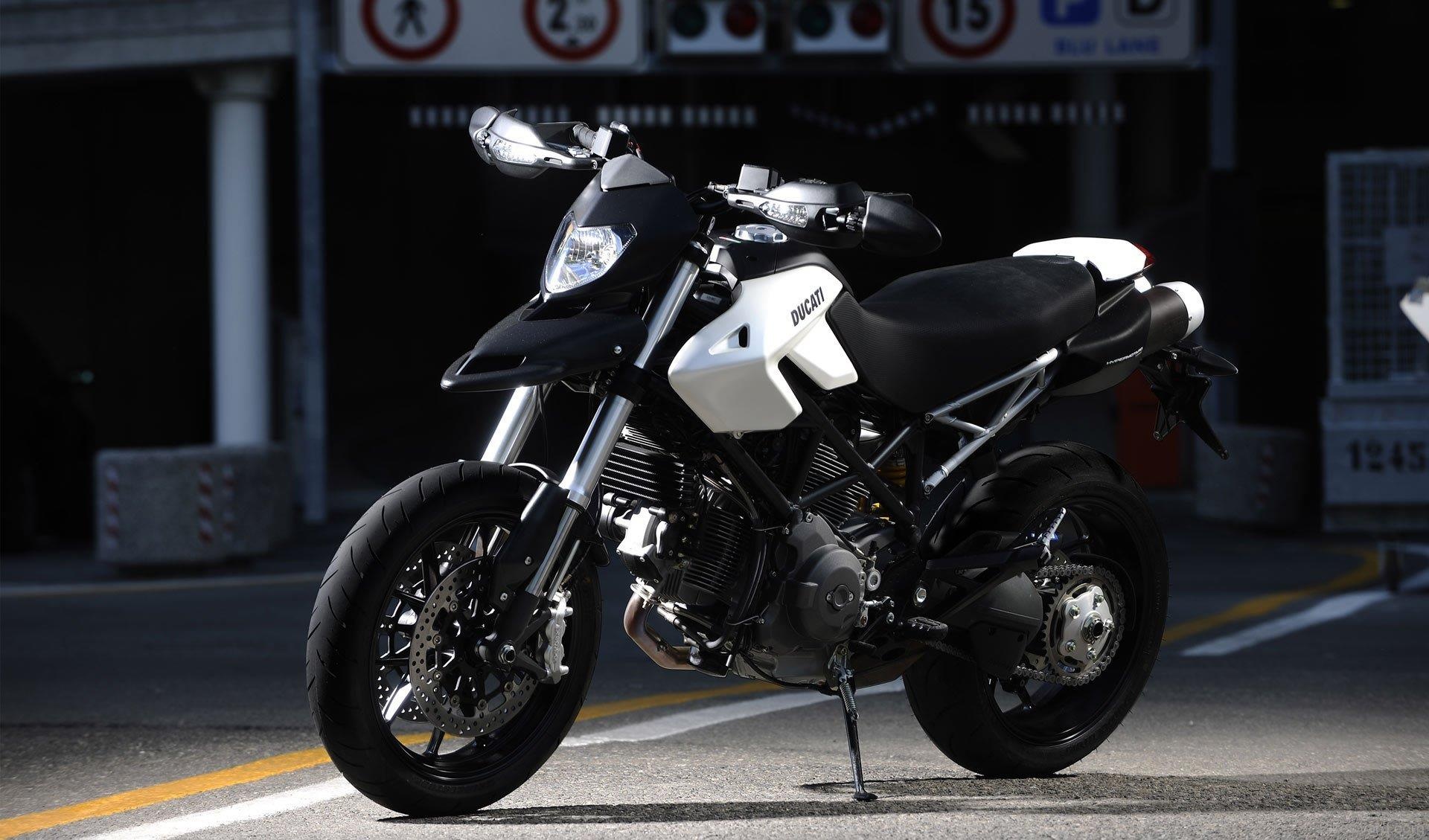 Lịch sử dòng xe Ducati Hypermotard ảnh 10 Lich su dong xe Ducati Hypermotard anh 10