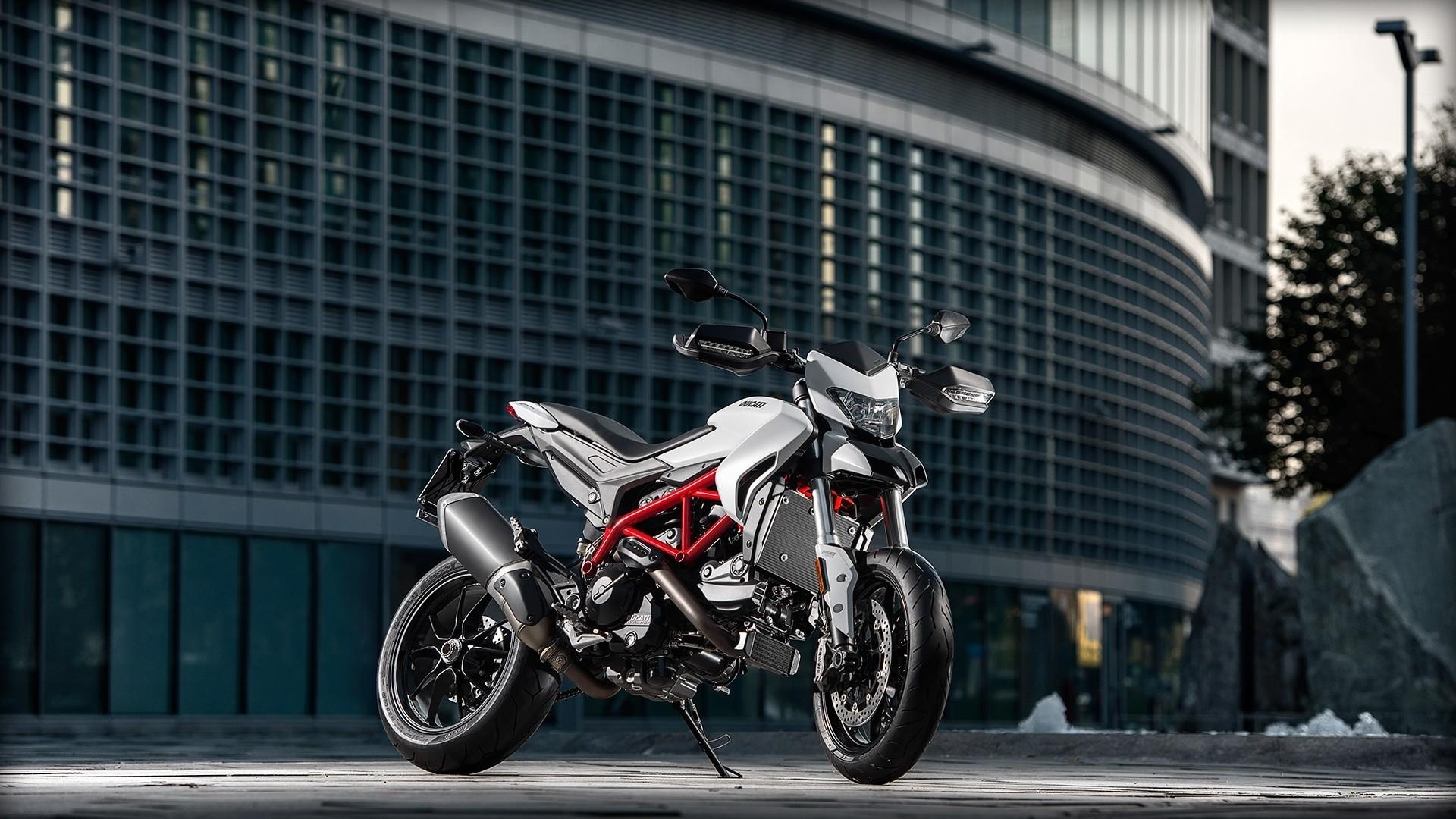 Lịch sử dòng xe Ducati Hypermotard ảnh 15 Lich su dong xe Ducati Hypermotard anh 15