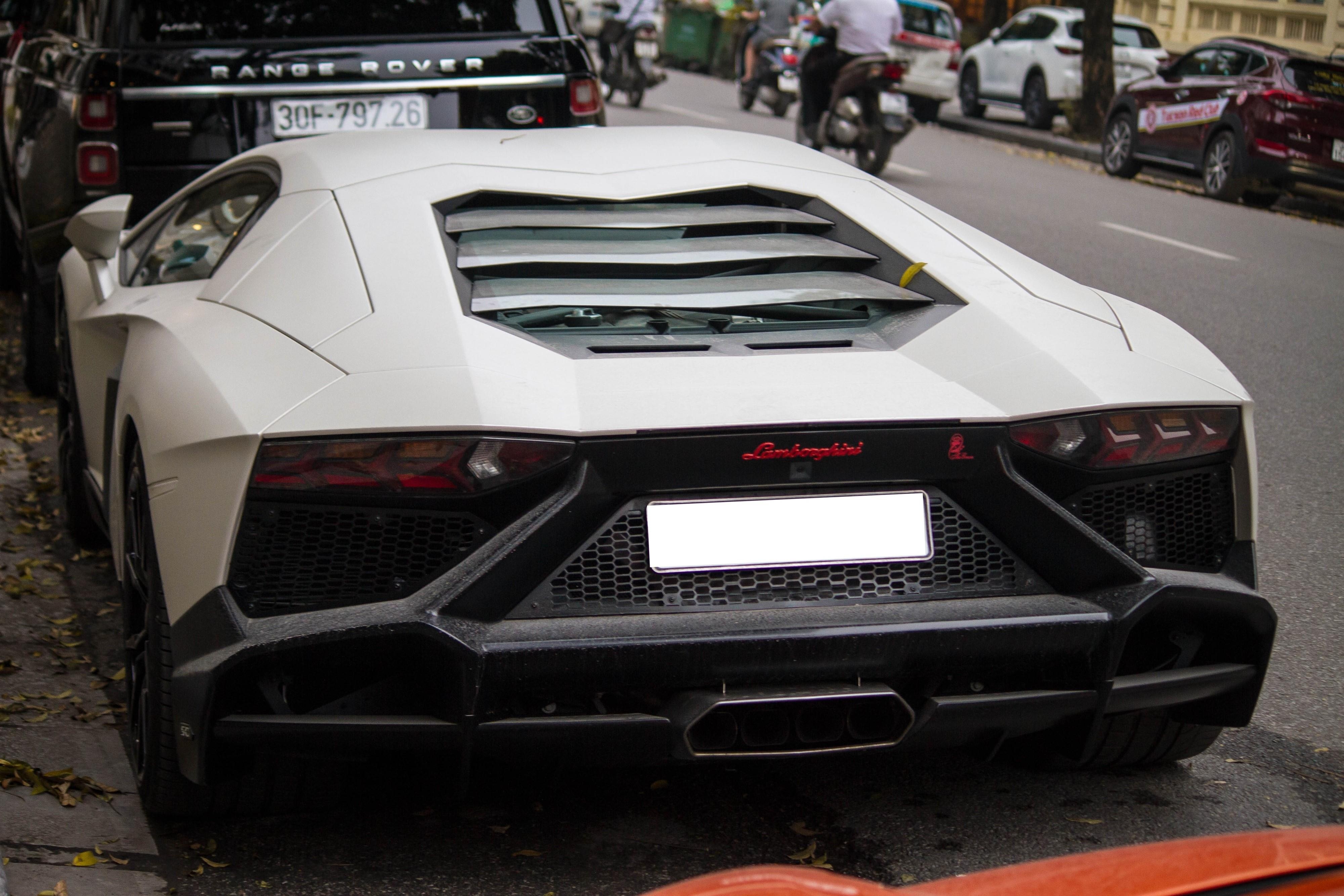 Thuc hu sieu xe Lamborghini Aventador ban dac biet anh 3