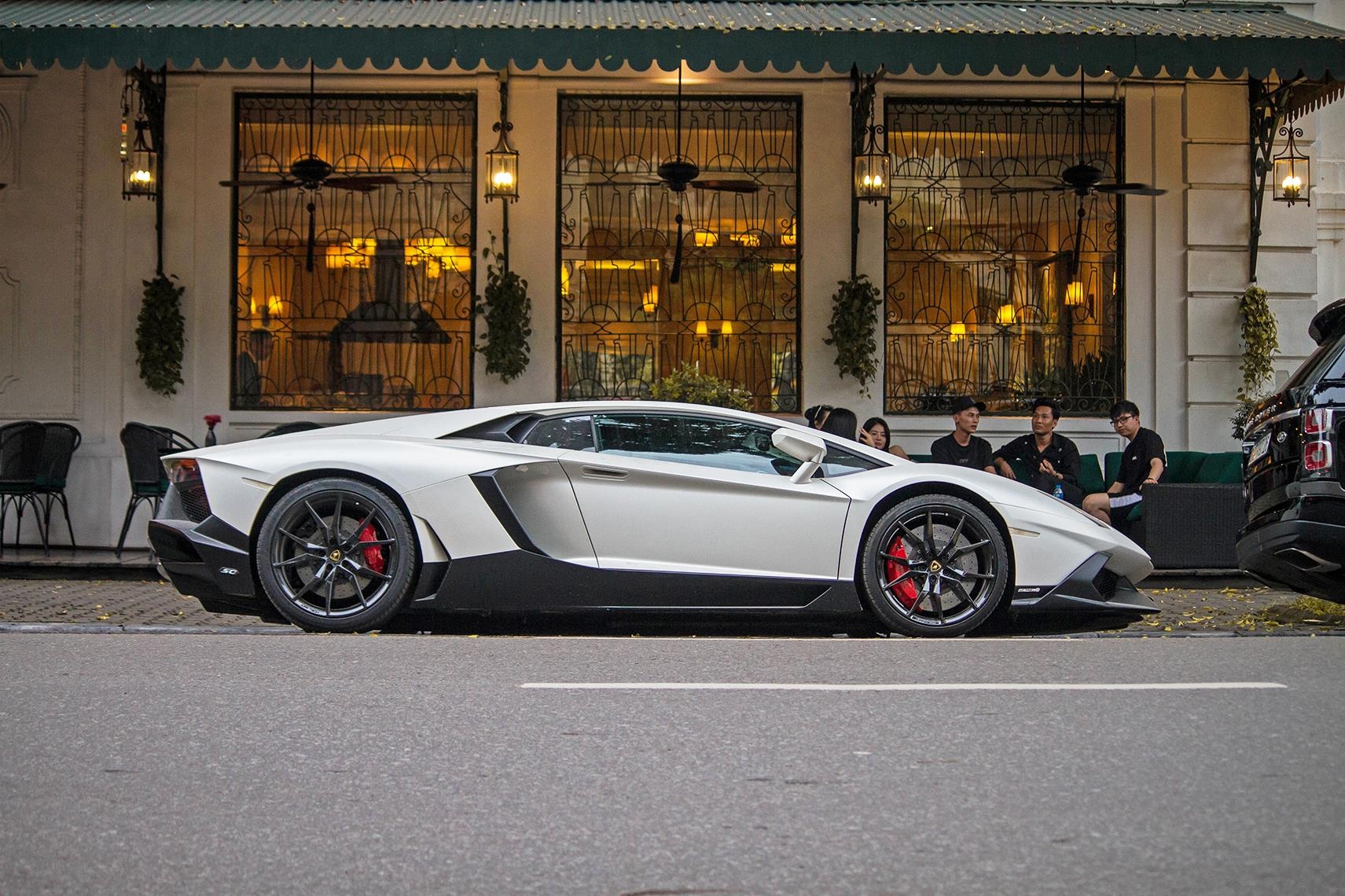 Thuc hu sieu xe Lamborghini Aventador ban dac biet anh 2