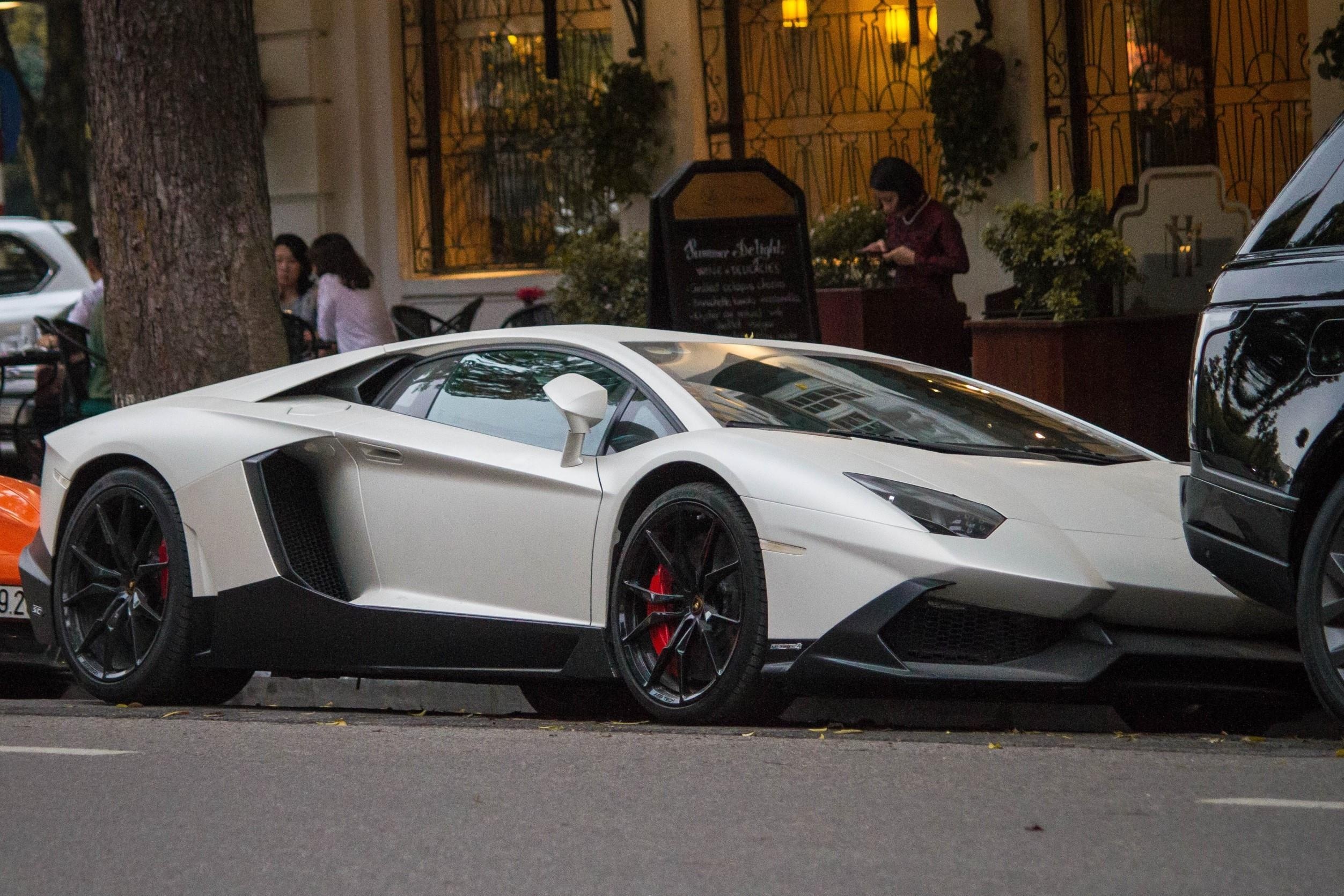 Thuc hu Lamborghini Aventador ban gioi han 100 chiec xuat hien tai VN hinh anh