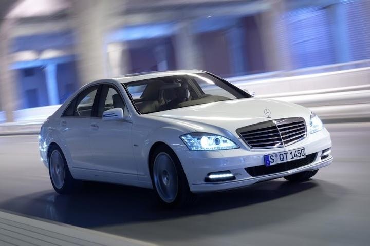 Ton 1,77 ty de thay dong co dien va ac-quy cho Mercedes-Benz S400 hinh anh