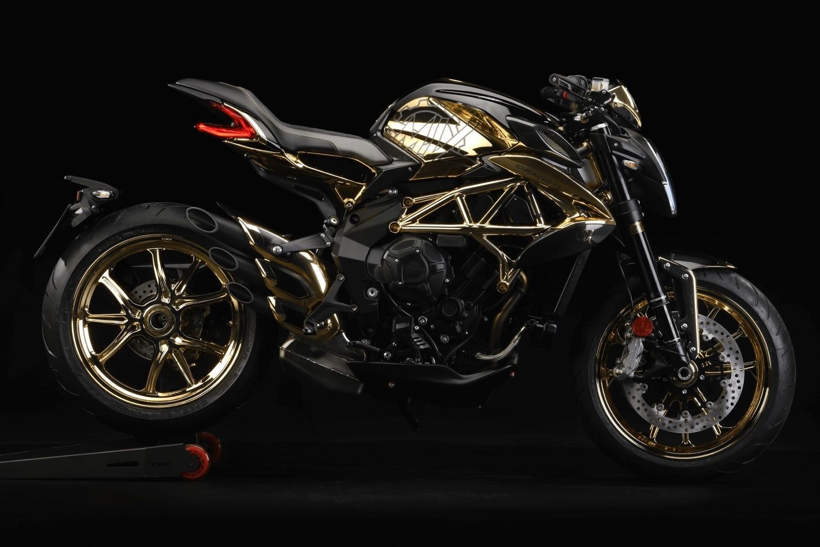 MV Agusta Dragster 800 RC ban 'ma vang' doc nhat ra mat hinh anh