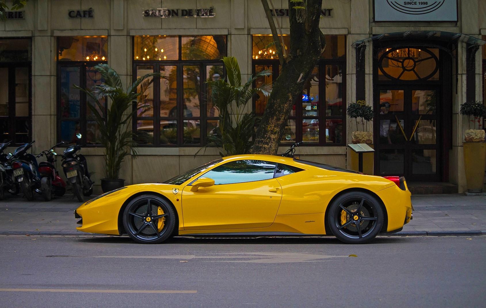 Sieu xe Ferrari 458 Italia tai xuat anh 2