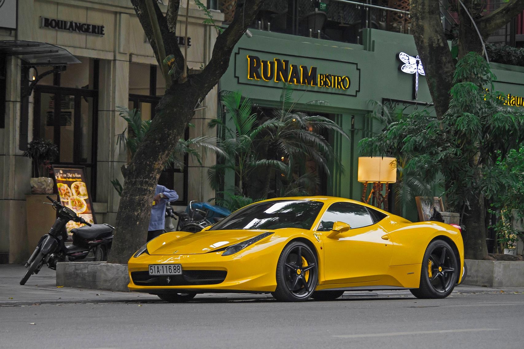 Sieu xe Ferrari 458 Italia tai xuat anh 5