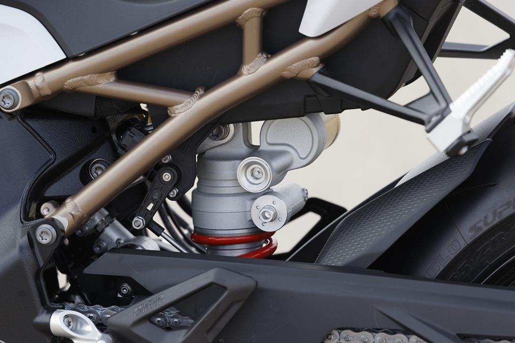 BMW S1000RR 2019 co gia tu 26.800 USD anh 5