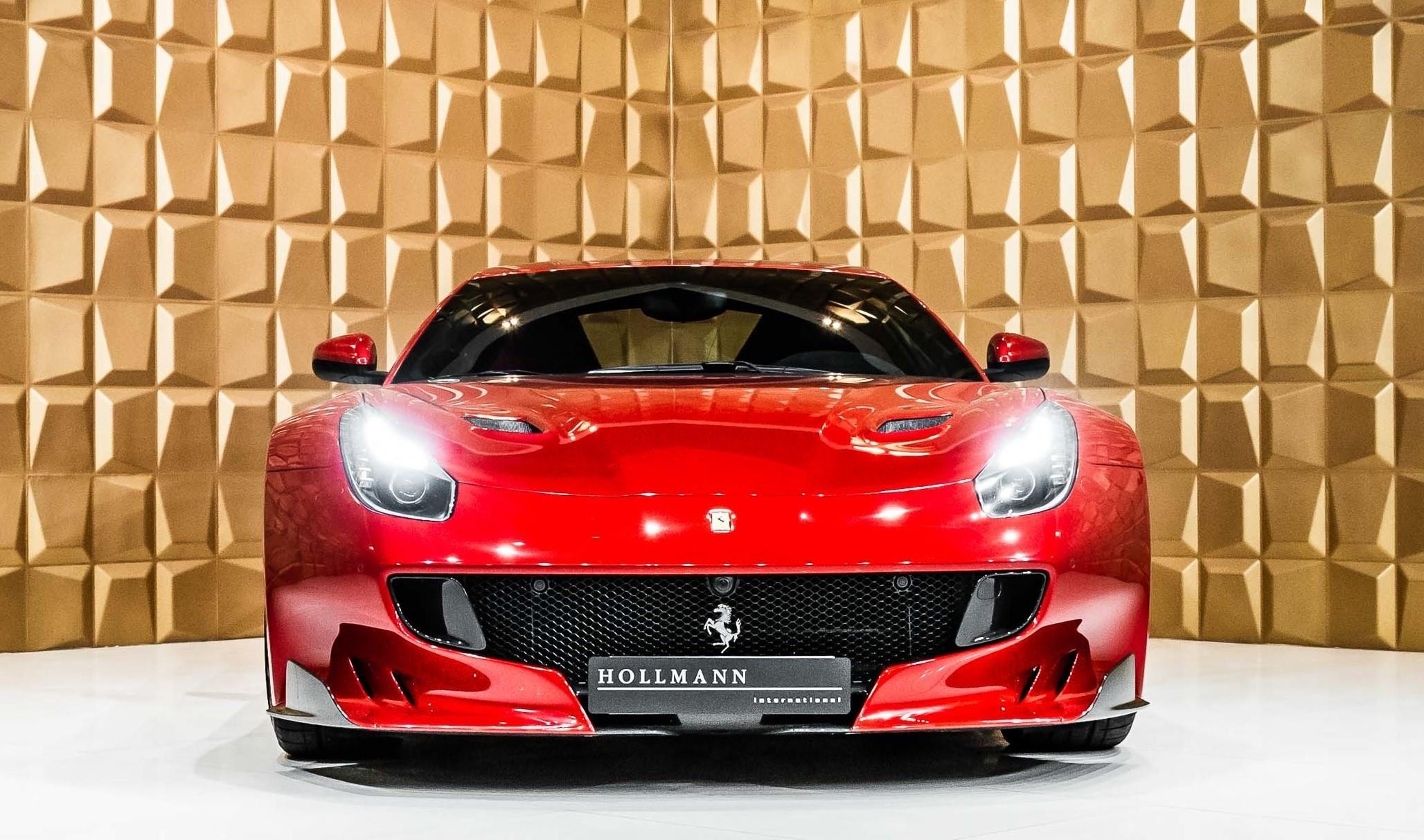 Ferrari F12tdf hàng cũ có giá gần 1 triệu USD ảnh 4 Ferrari F12tdf hang cu co gia gan 1 trieu USD anh 4