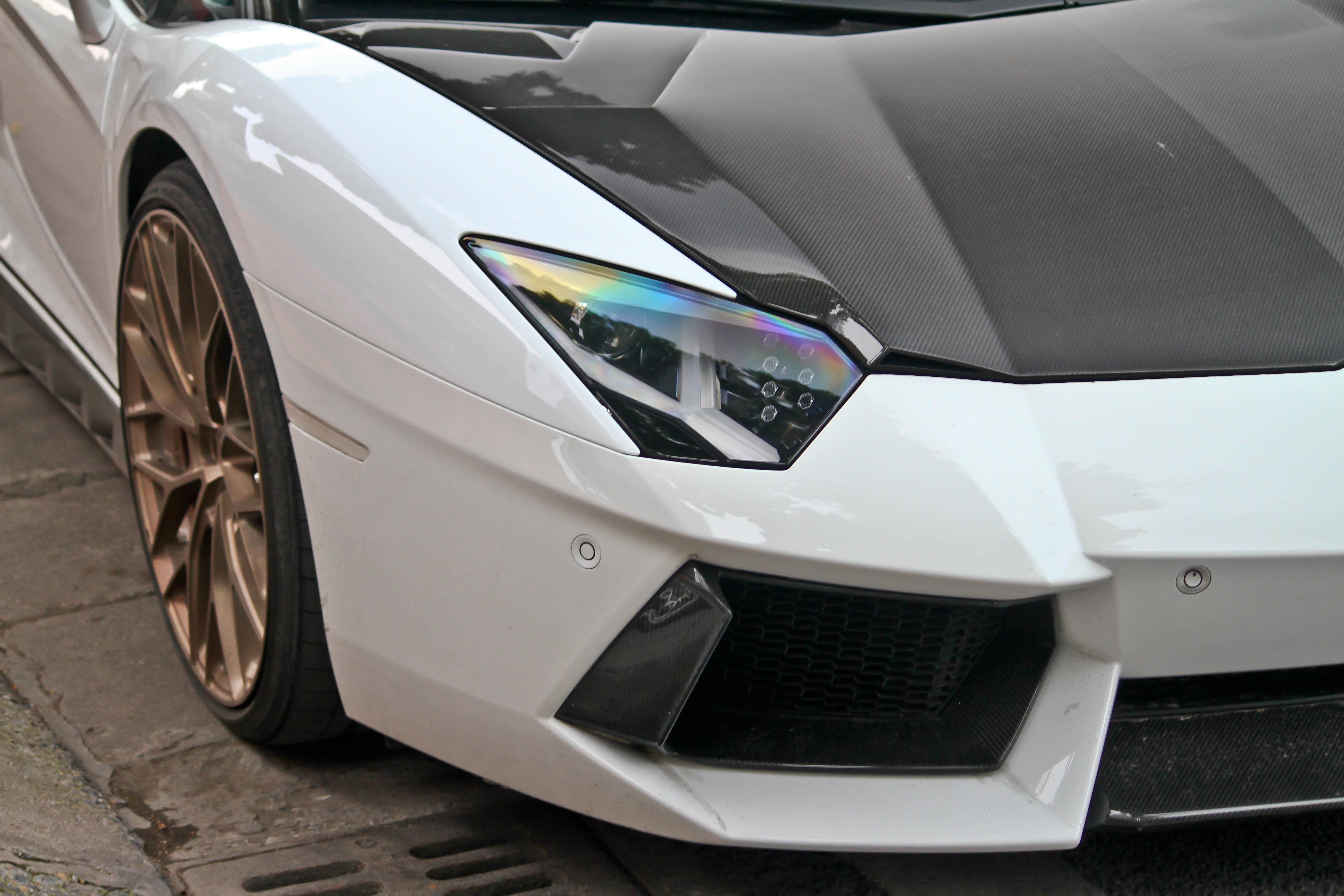 Can canh Lamborghini Aventador Roadster do Novitec anh 10
