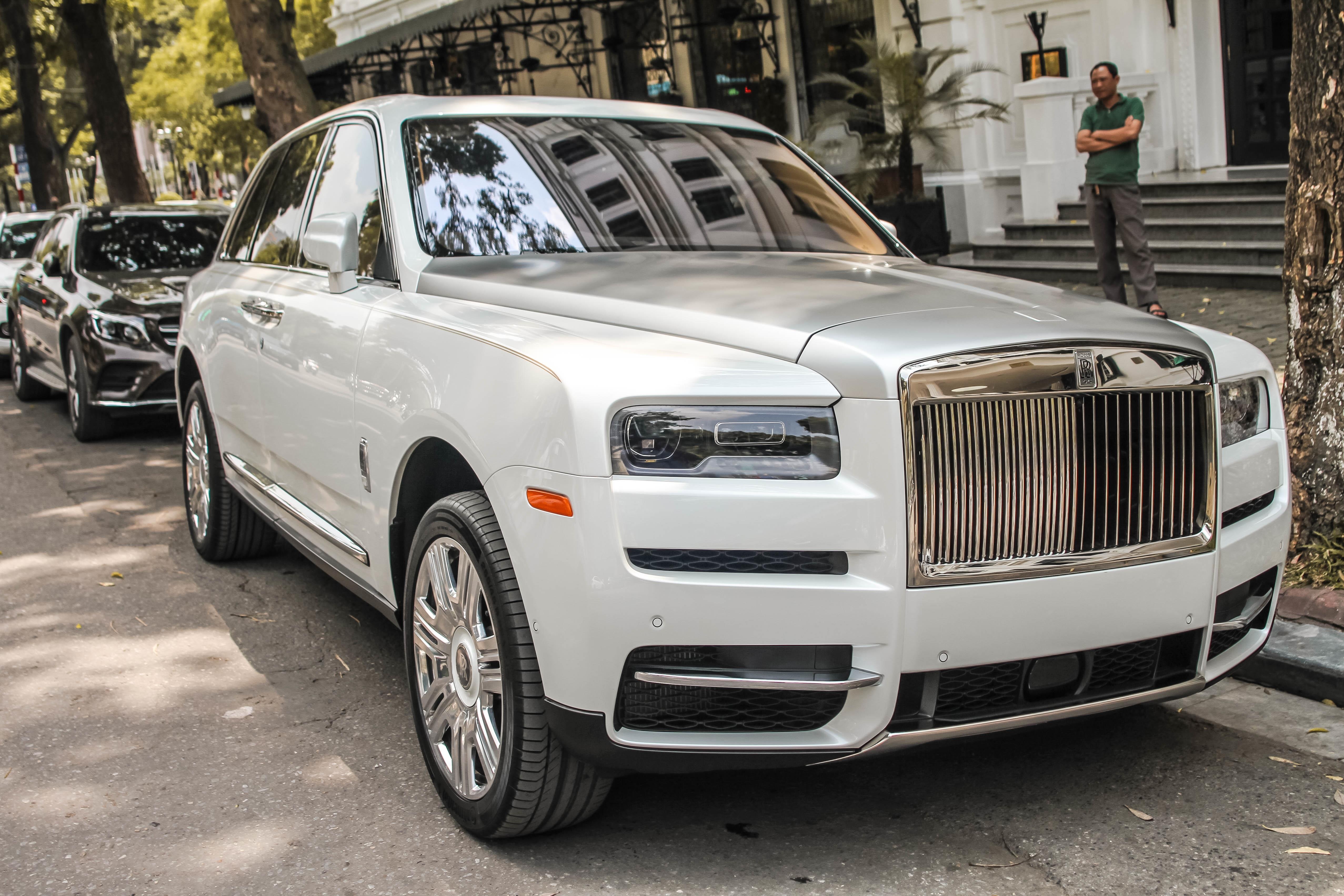 SUV Rolls-Royce Cullinan lot xac anh 8