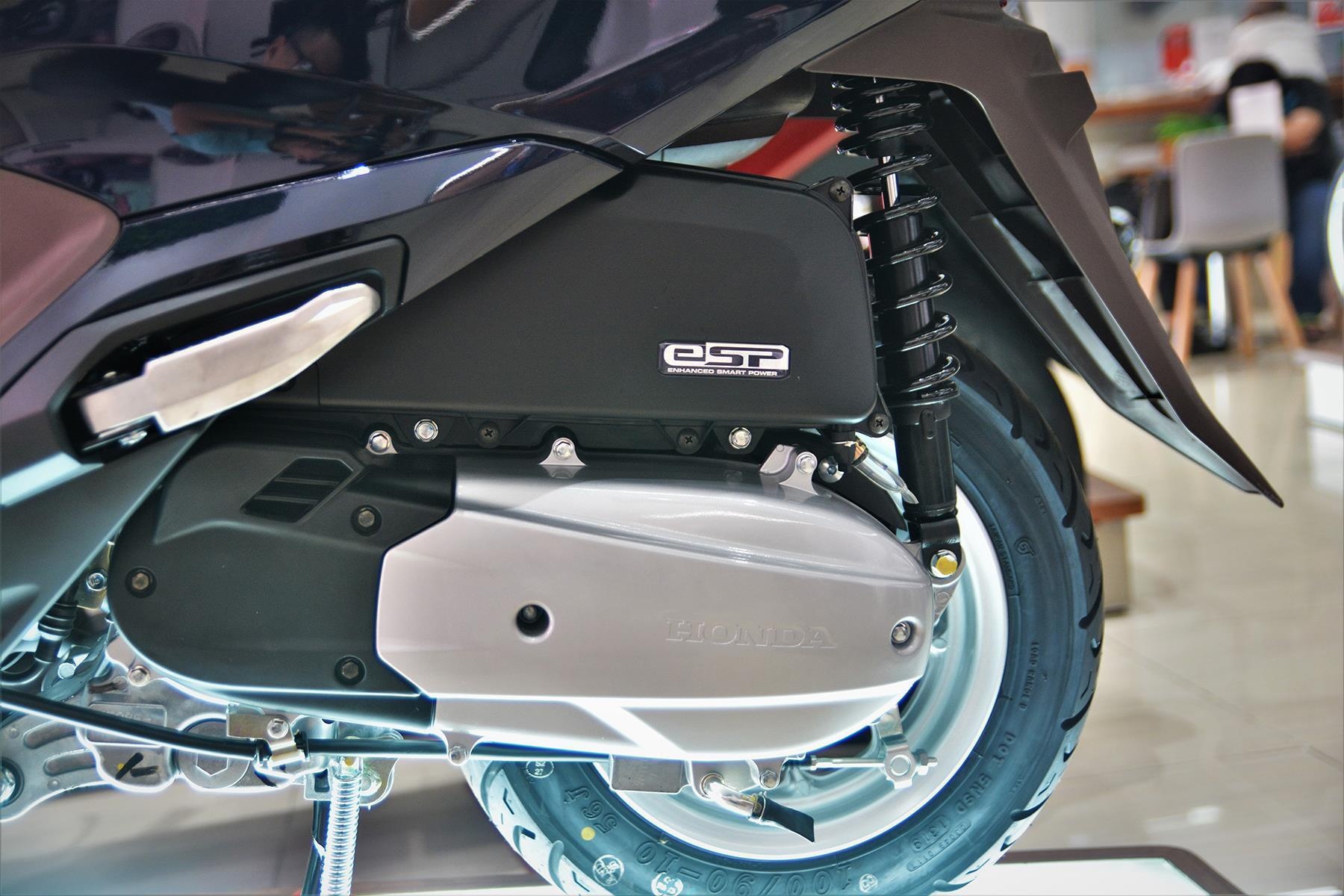 Đắt hơn bản cũ, Honda Lead có khác biệt gì? ảnh 15 Dat hon ban cu, Honda Lead co khac biet gi? anh 15