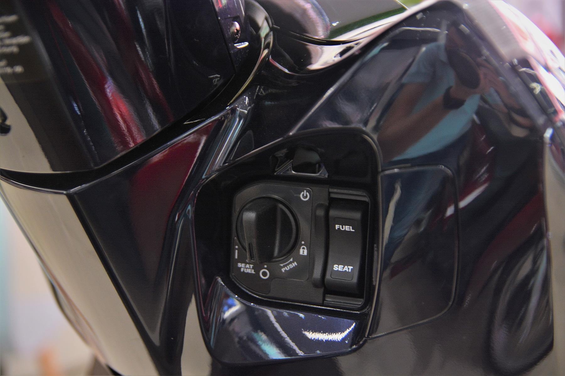 Đắt hơn bản cũ, Honda Lead có khác biệt gì? ảnh 11 Dat hon ban cu, Honda Lead co khac biet gi? anh 11