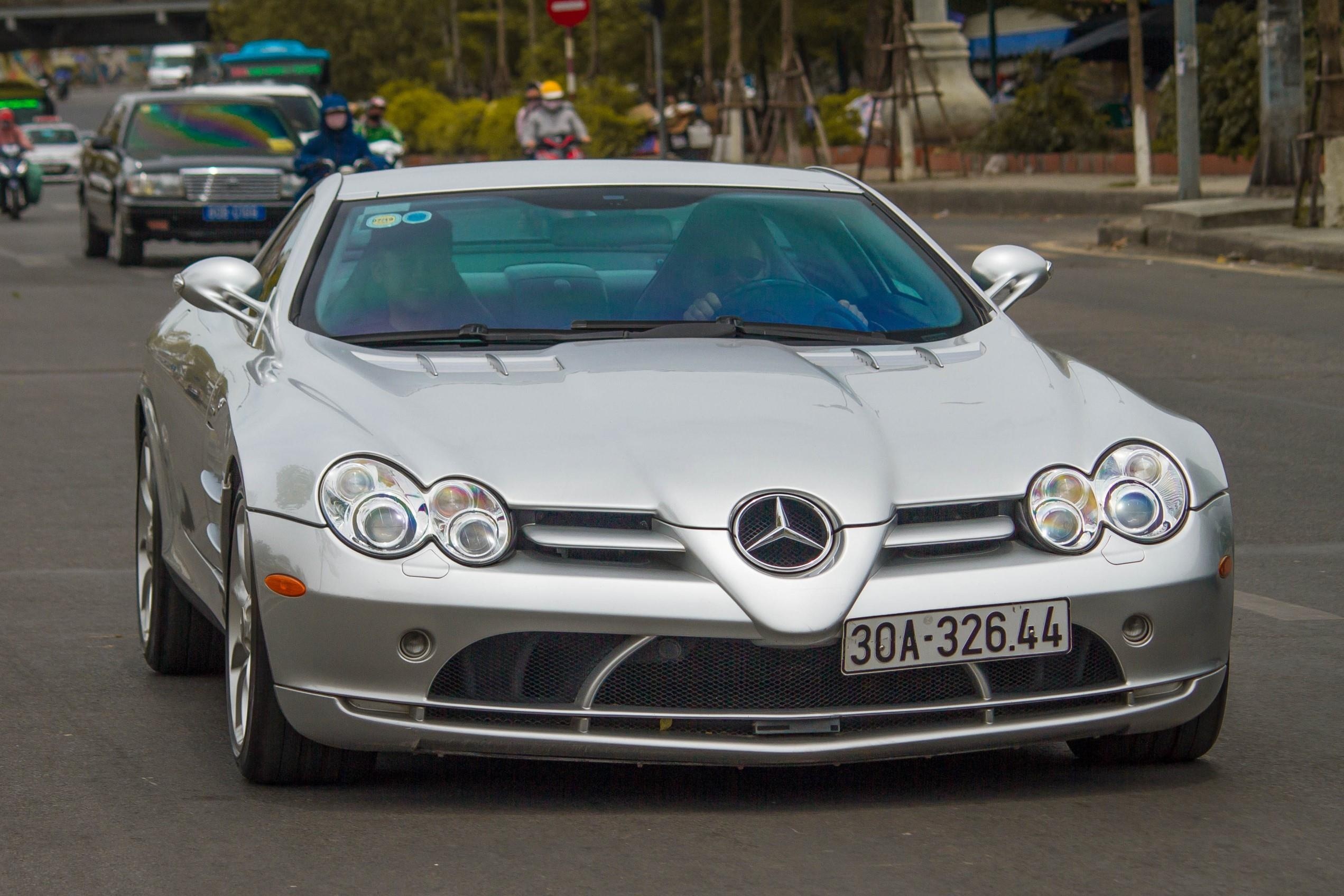 'Mui ten bac' Mercedes SLR McLaren doc nhat VN tai xuat hinh anh