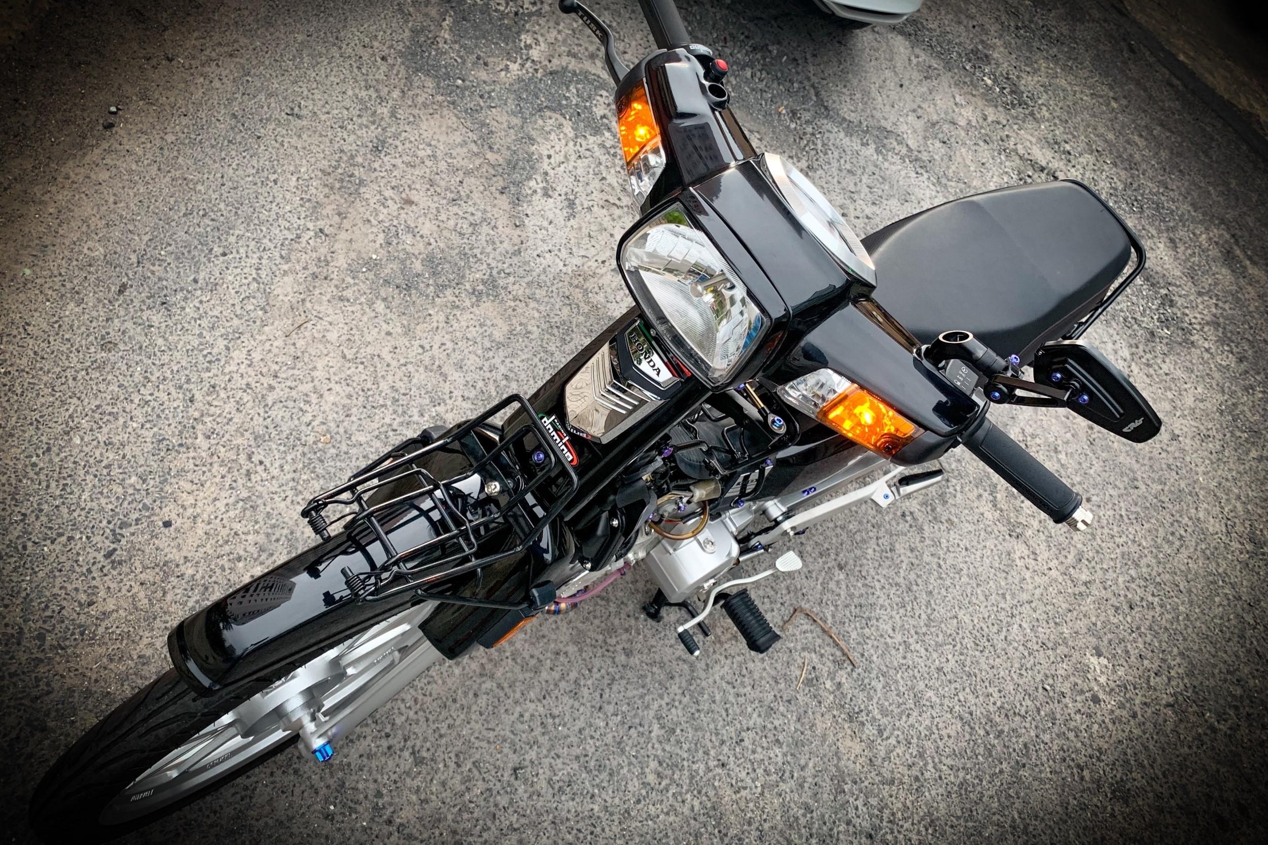 Huyen thoai Honda Dream do 200 trieu anh 2