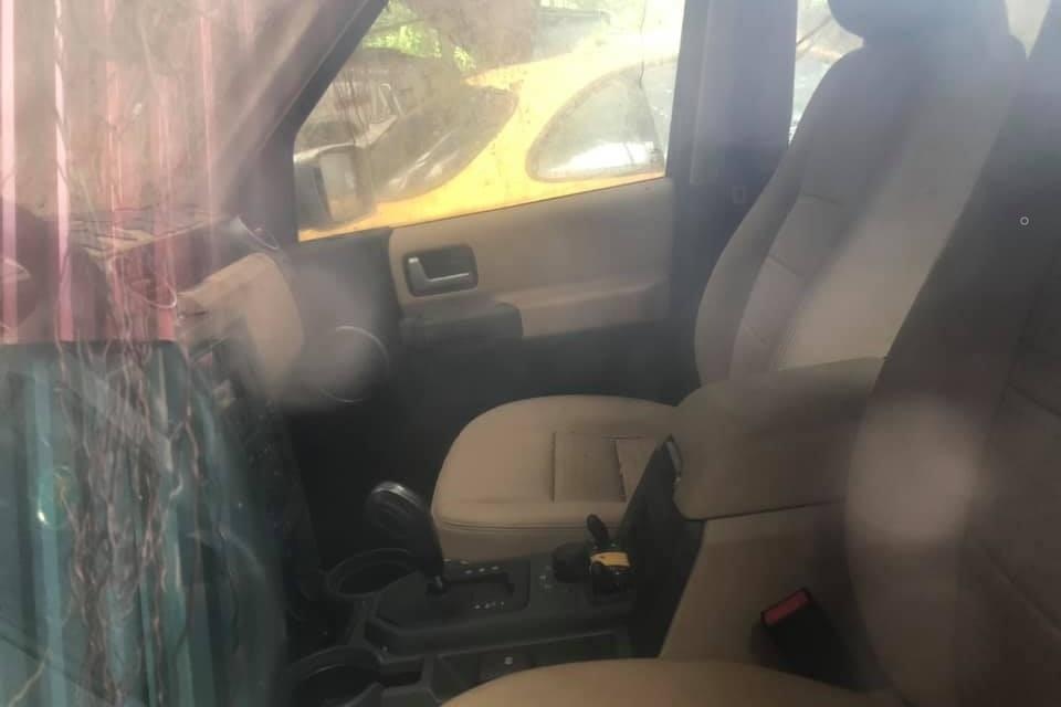 Kho xe sang bi bo roi o Ha Noi anh 5