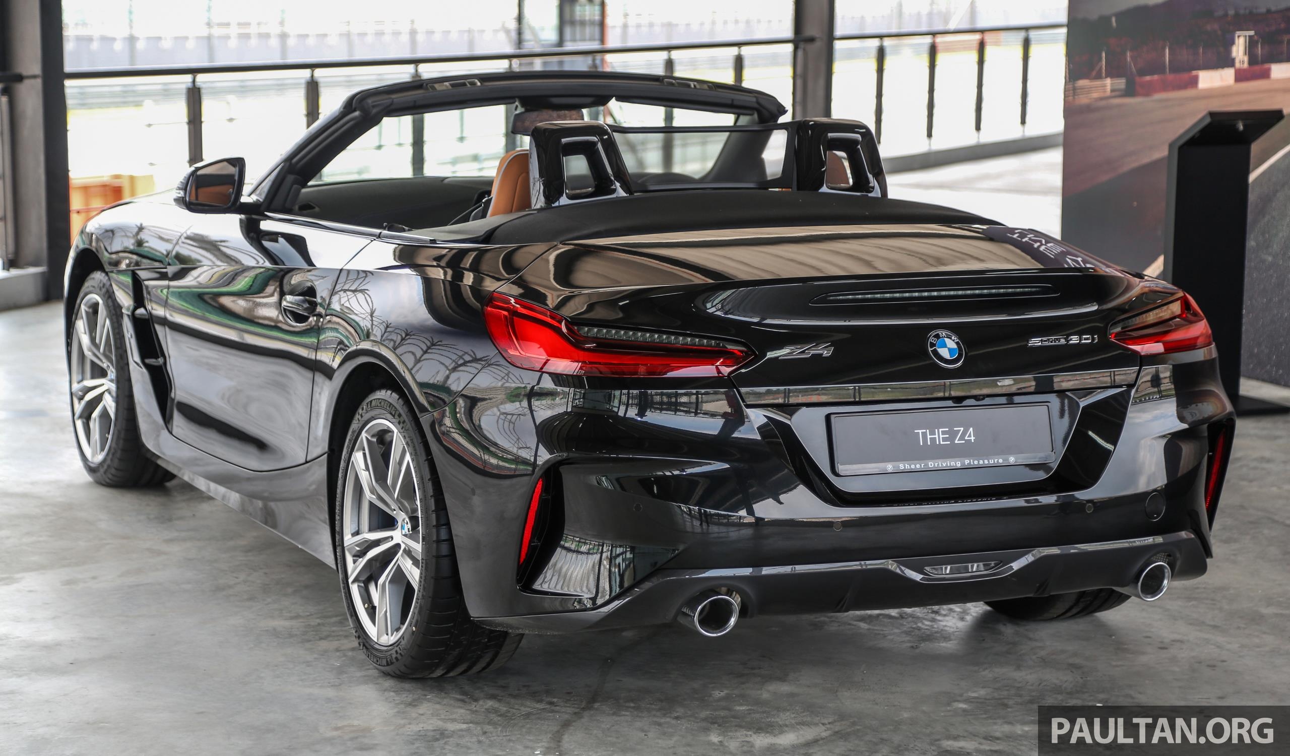 BMW Z4 ra mat tai Malaysia anh 3