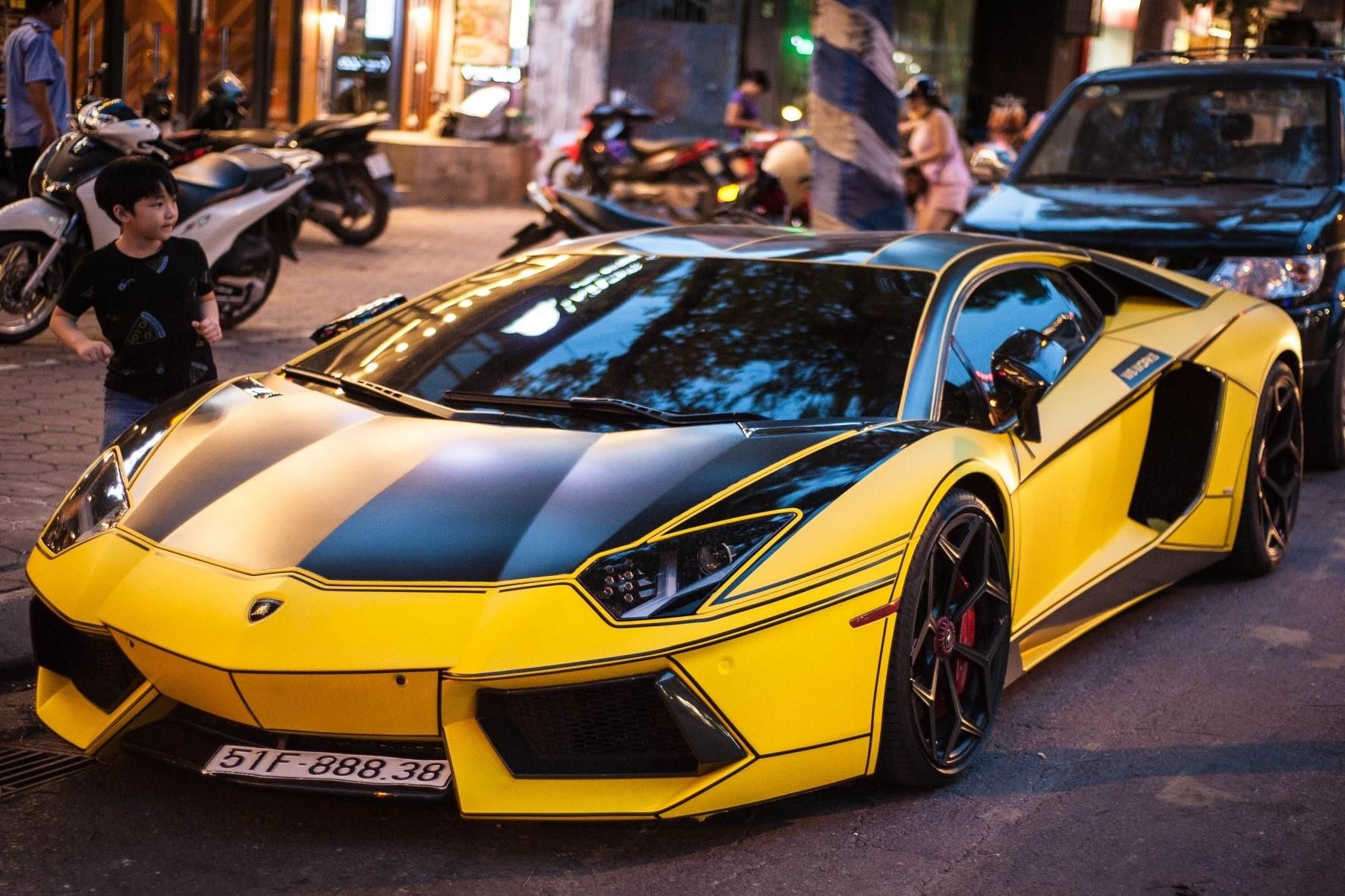 Lamborghini Aventador chinh hang dau tien VN 'thay ao' vang den hinh anh